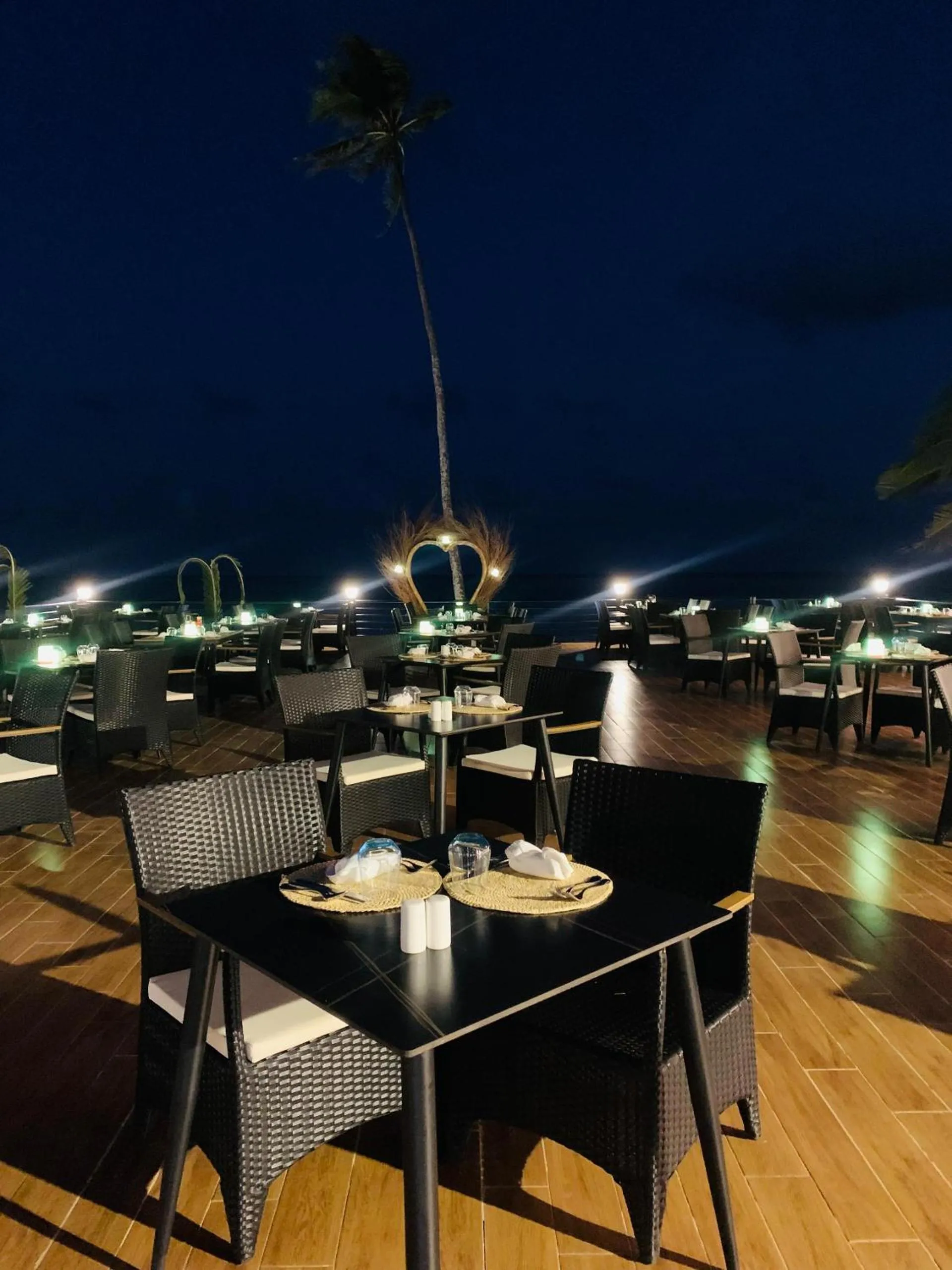 Restaurant/places to eat in Royal Mandarin Hotel & Resort