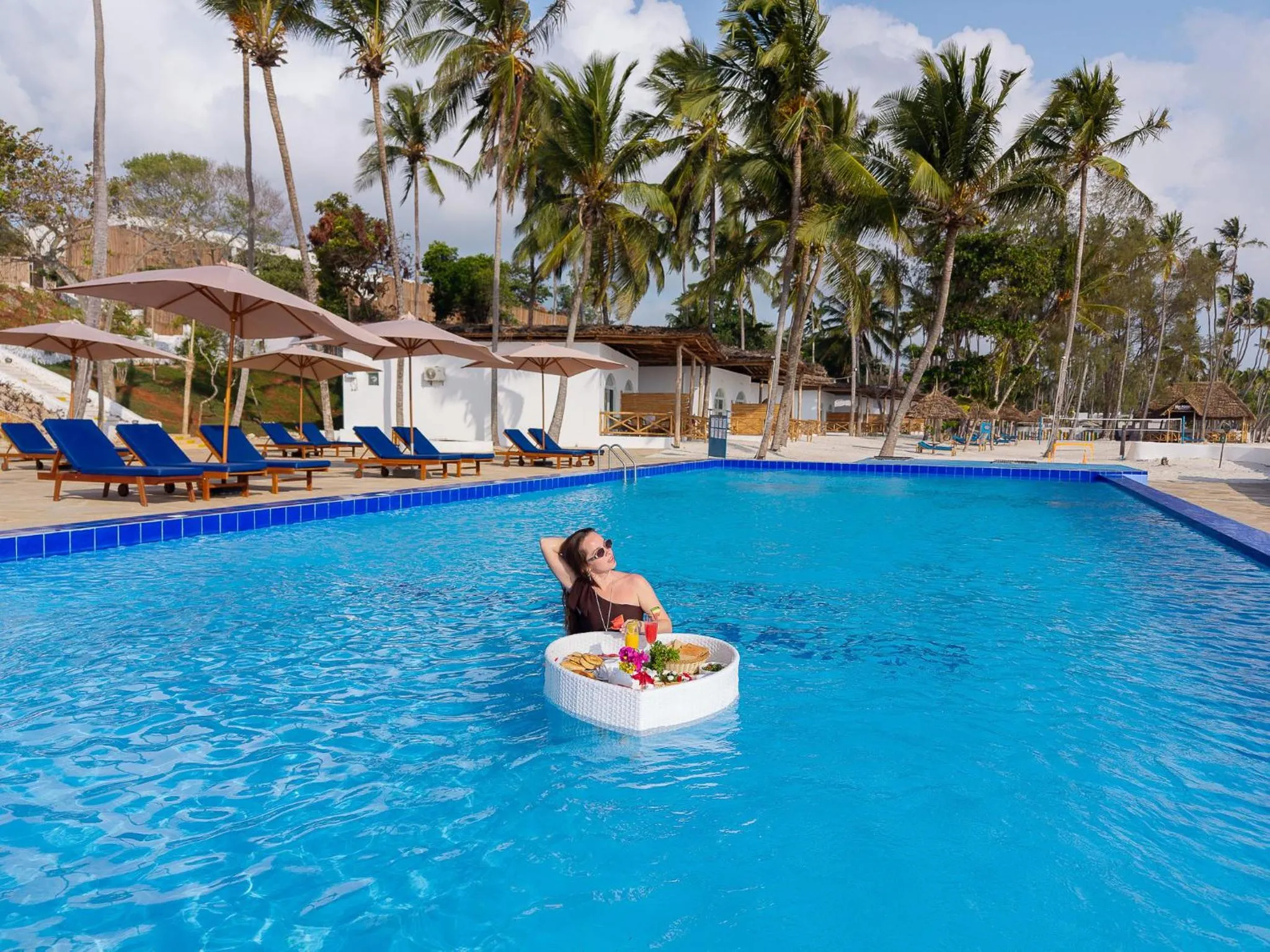 Pool view in Royal Mandarin Hotel & Resort