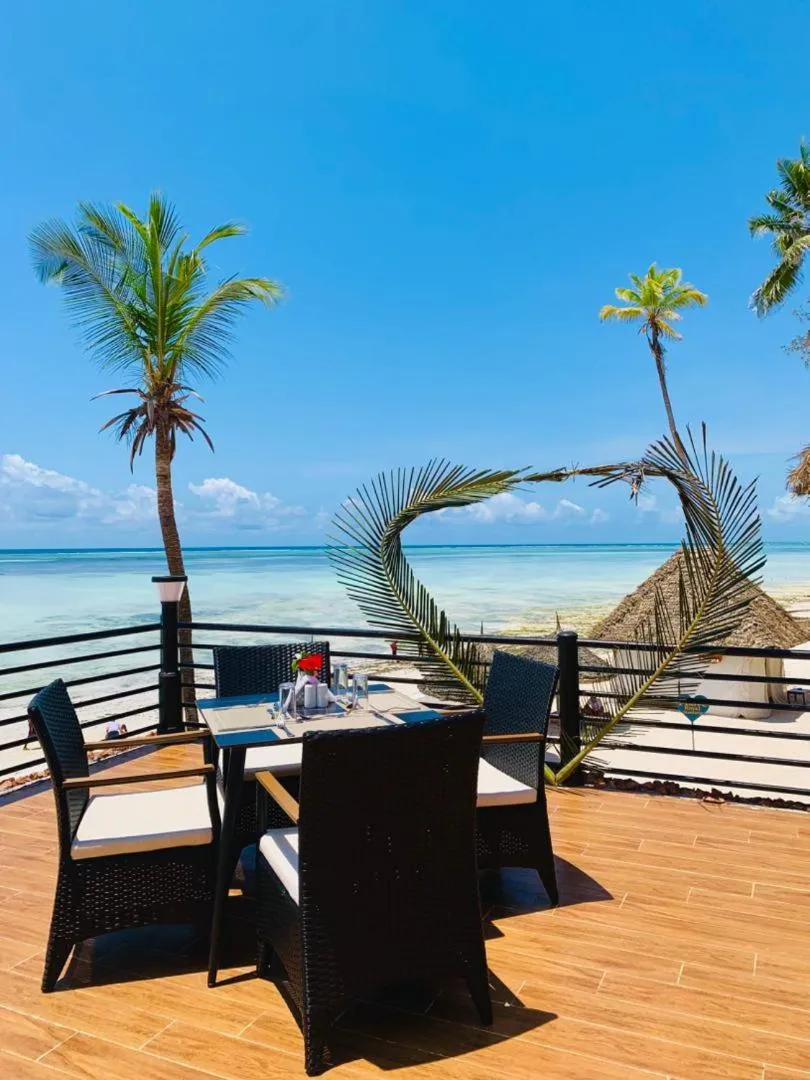 Restaurant/places to eat in Royal Mandarin Hotel & Resort