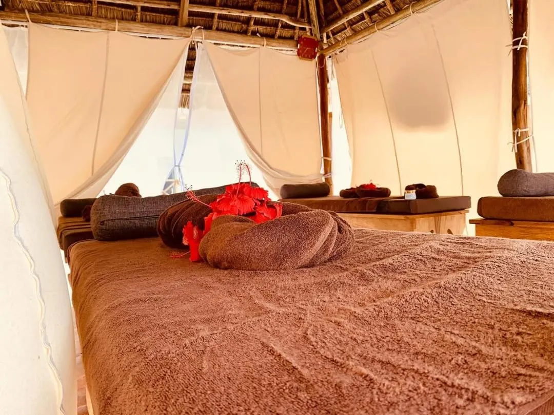 Spa and wellness centre/facilities, Bed in Royal Mandarin Hotel & Resort