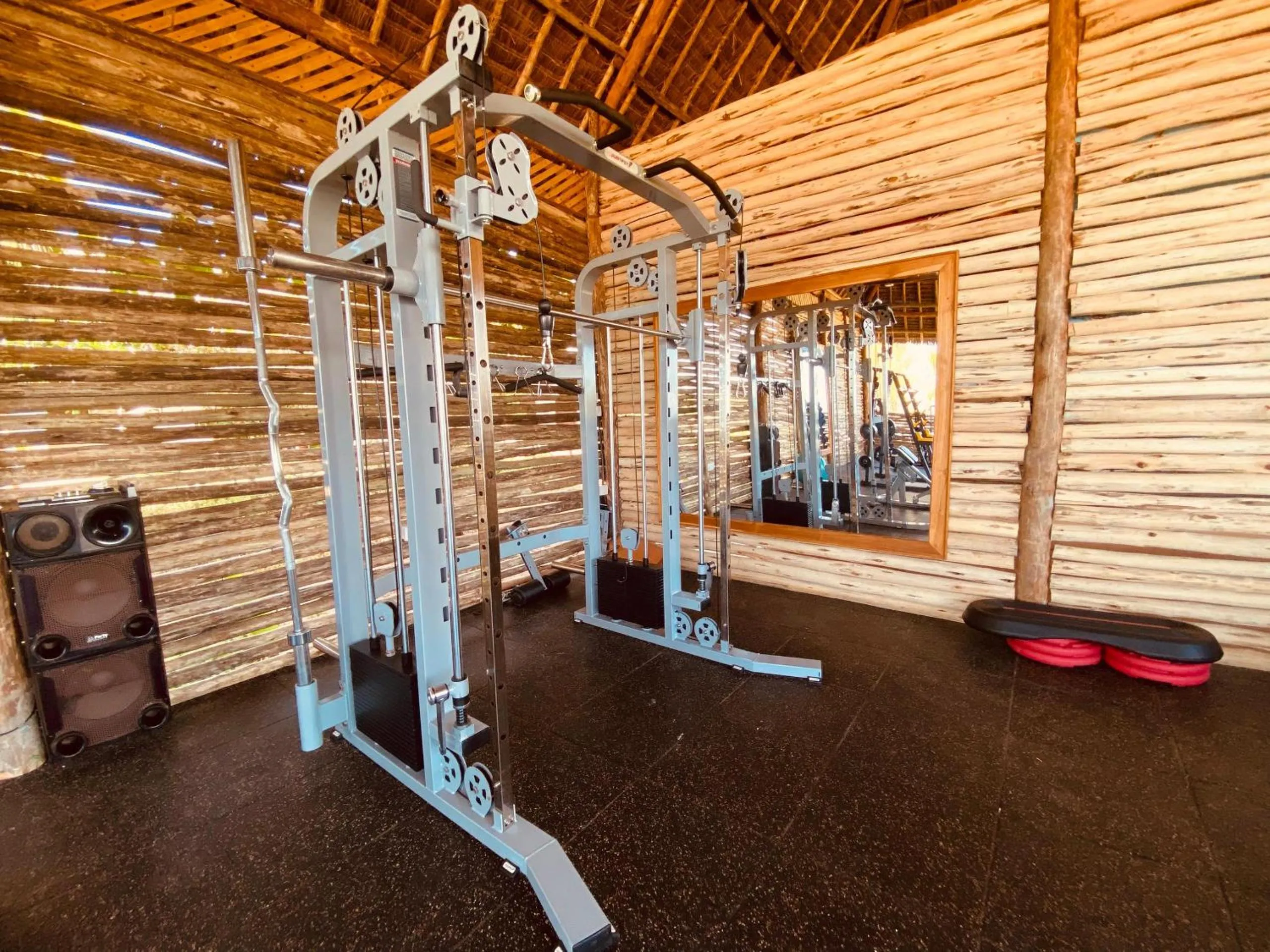 Fitness centre/facilities in Royal Mandarin Hotel & Resort