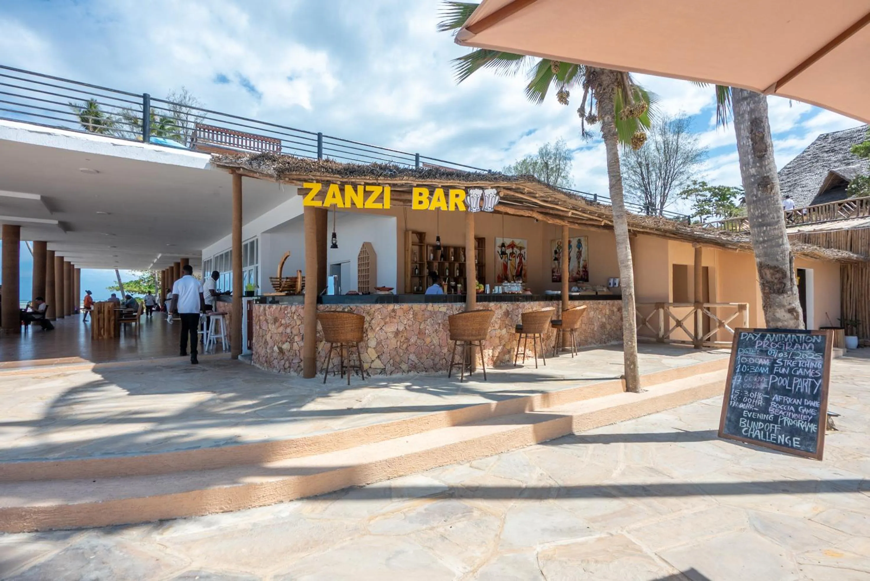 Restaurant/places to eat in Royal Mandarin Hotel & Resort