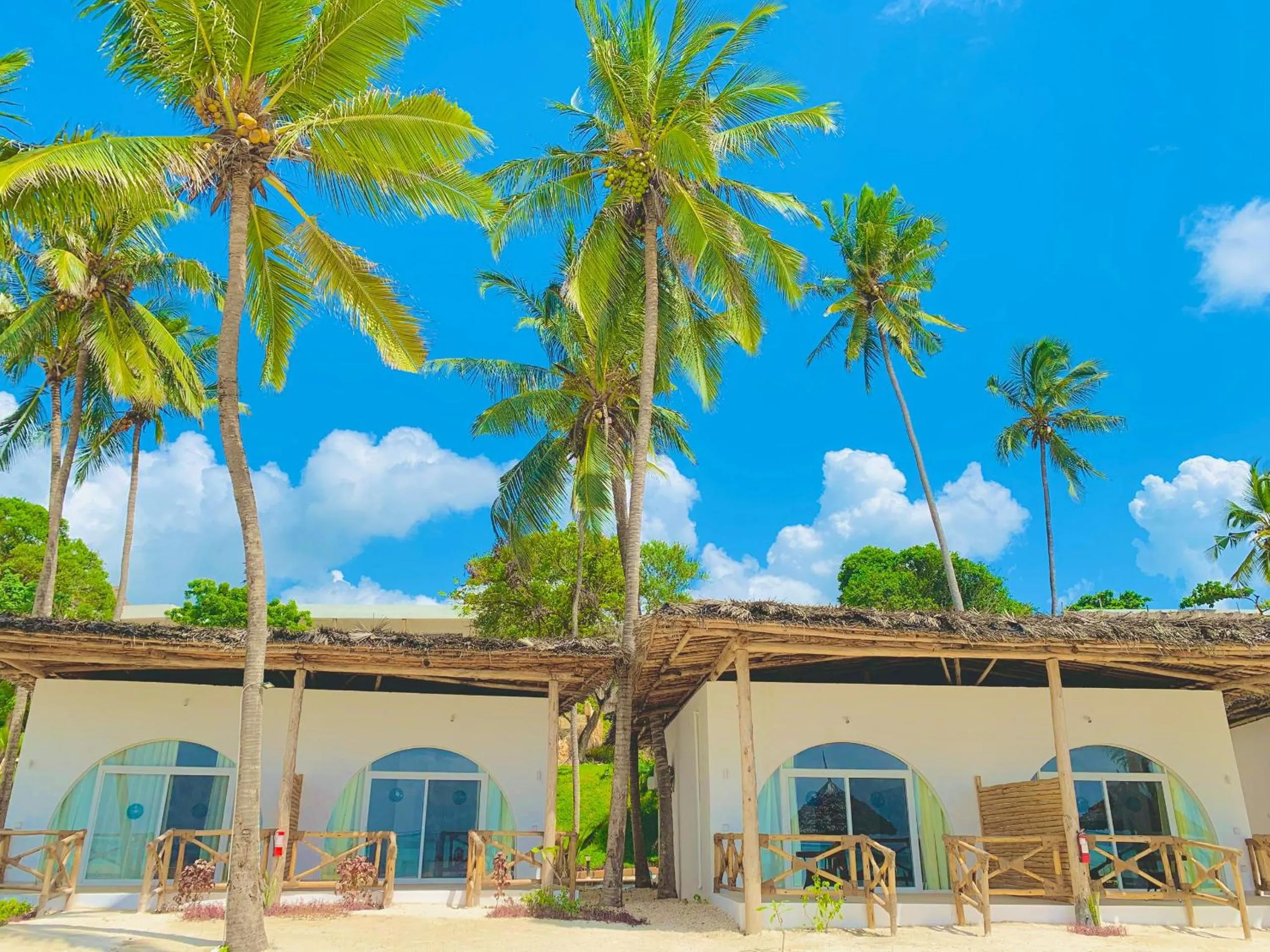 room service in Royal Mandarin Hotel & Resort