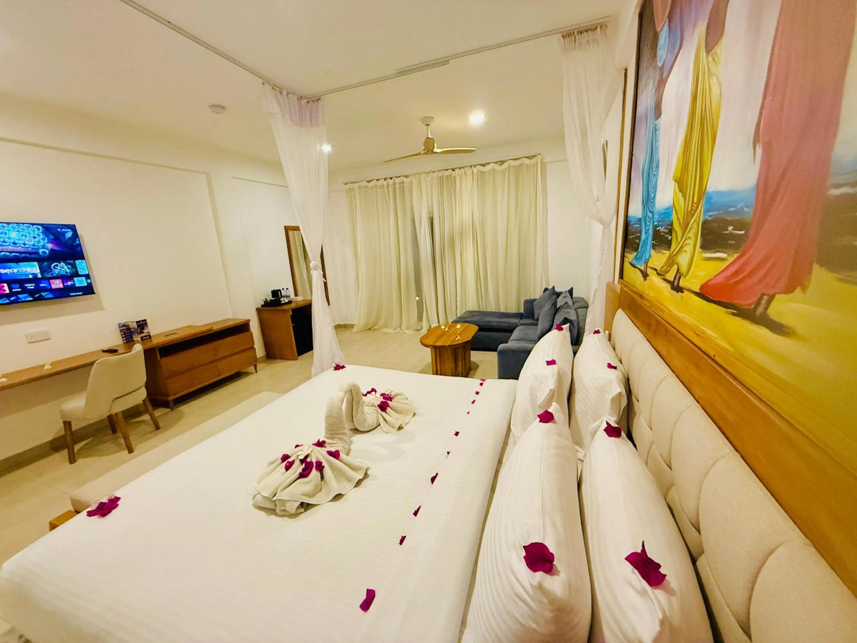 Bedroom, Bed in Royal Mandarin Hotel & Resort Zanzibar