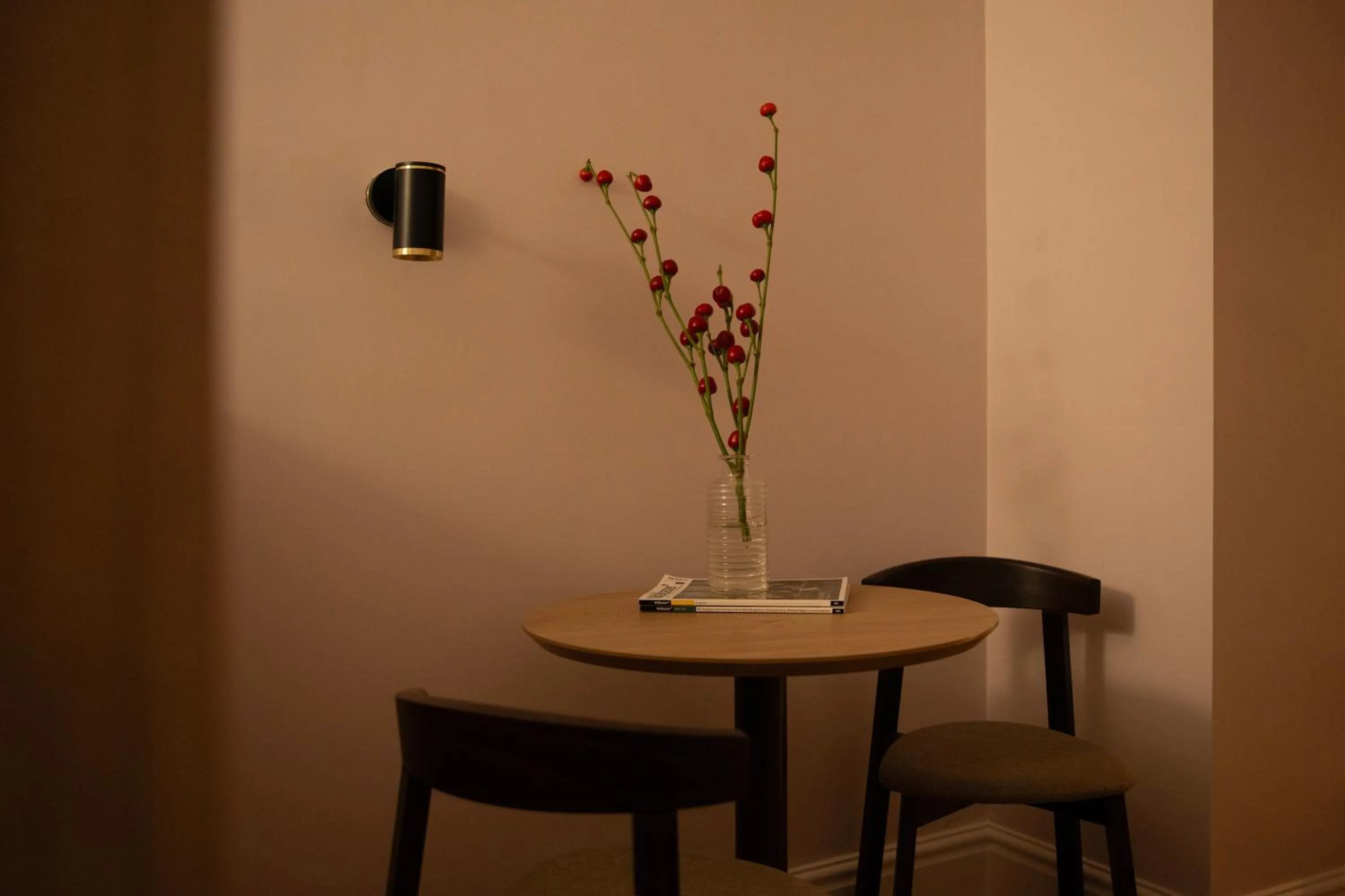 Dining area in Bob W London Holland Park