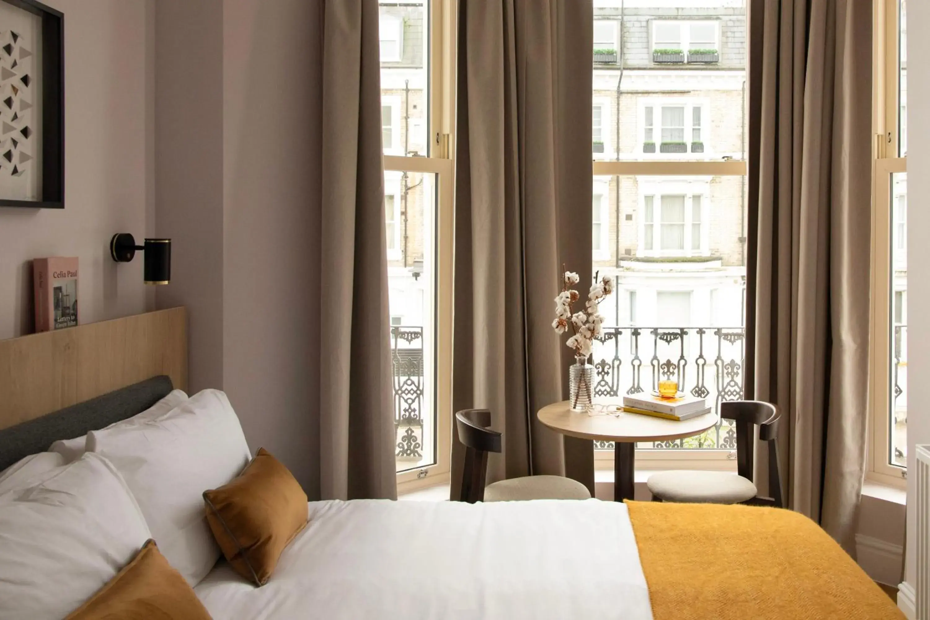 Original Room with Kitchenette in Bob W London Holland Park Original Room with Kitchenette in Bob W London Holland Park