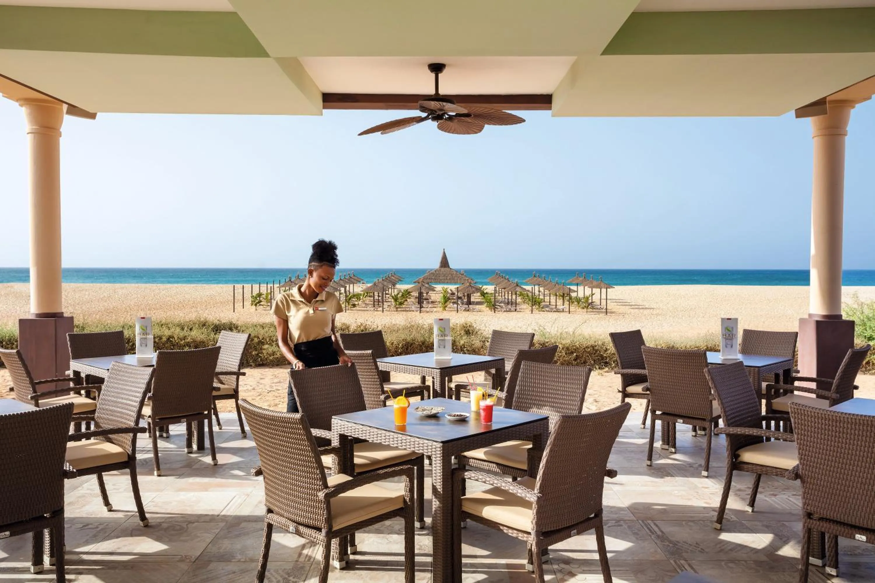 Lounge or bar in Hotel Riu Touareg - All Inclusive