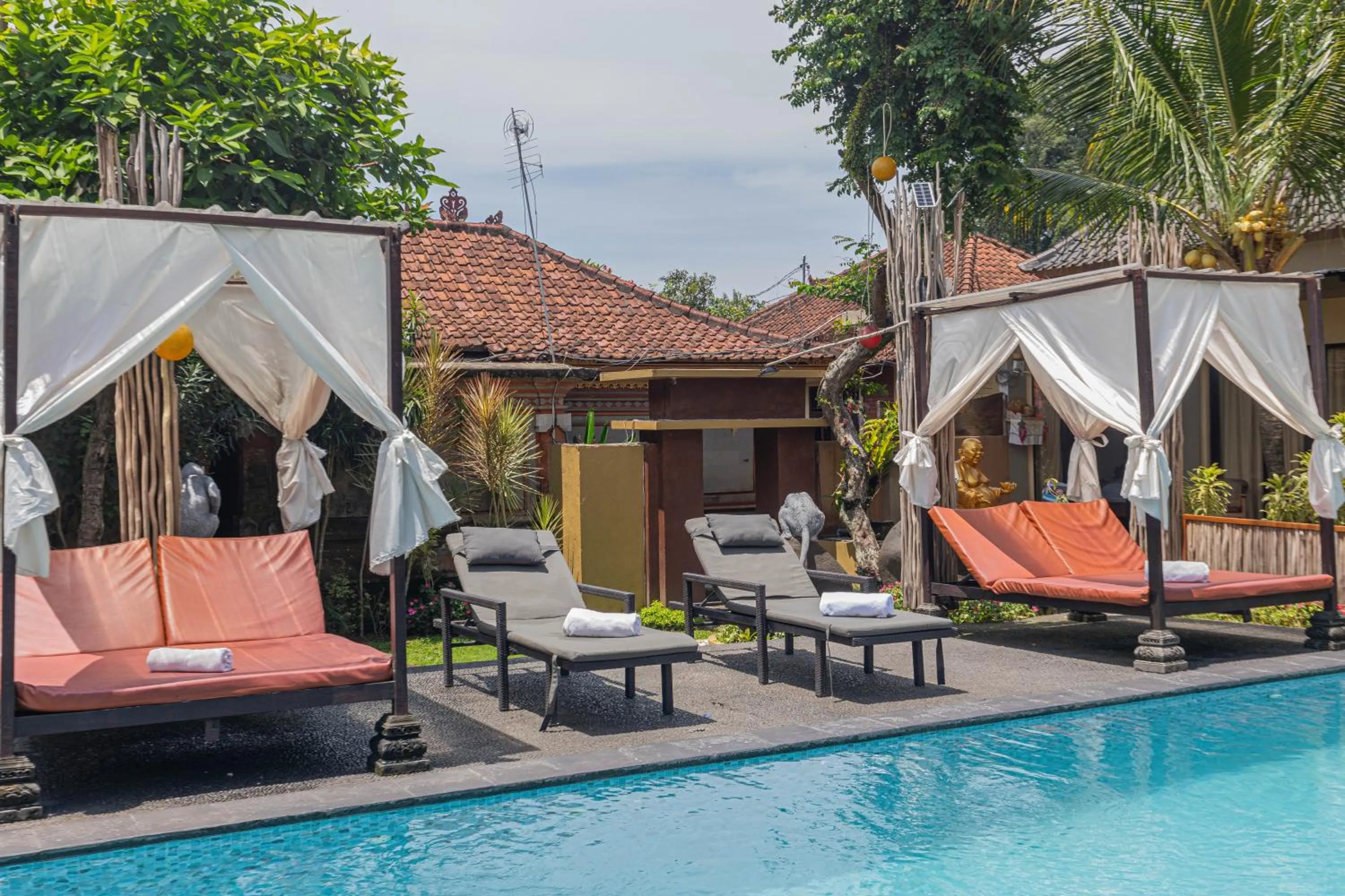 Swimming pool in Pondok Kutuh Guest House