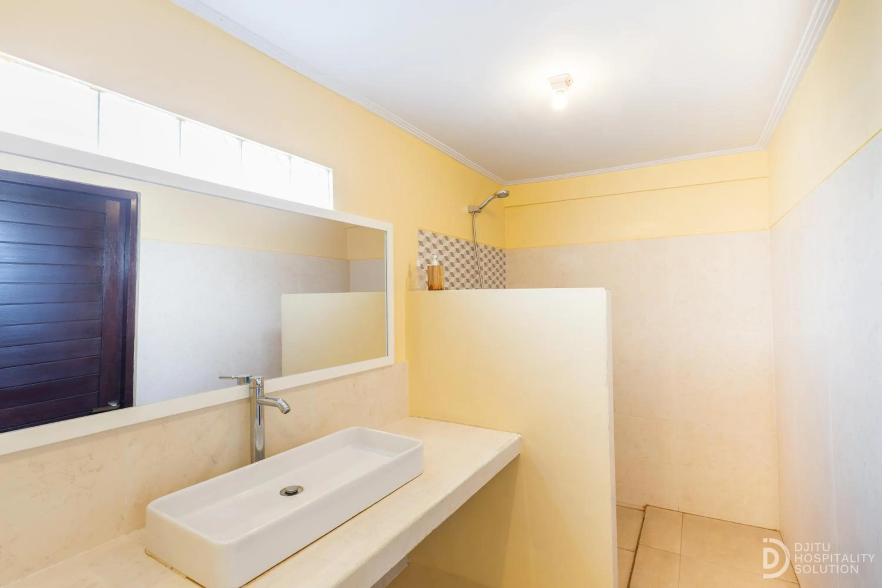 Shower in Pondok Kutuh Guest House