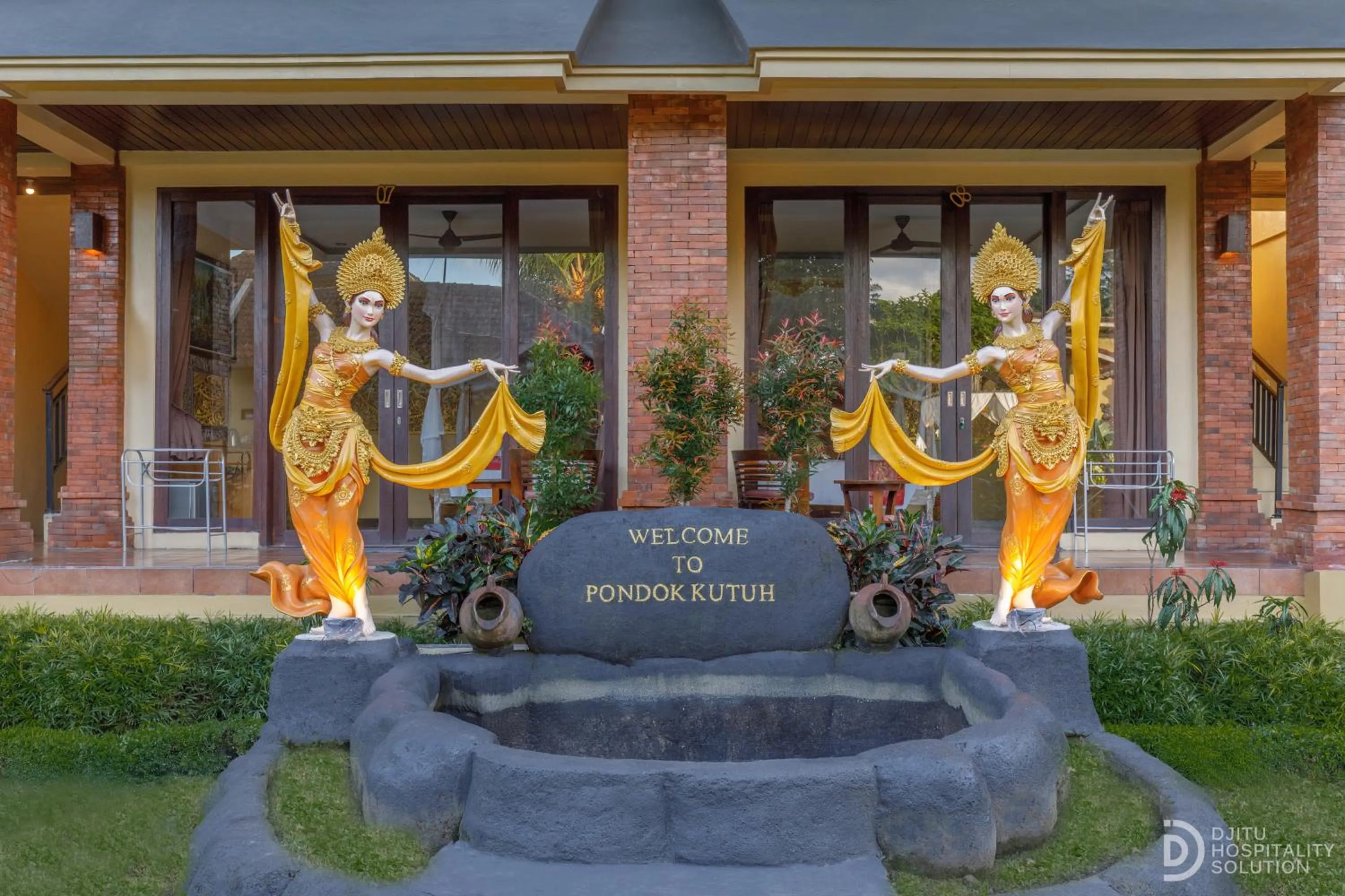 Facade/entrance in Pondok Kutuh Guest House