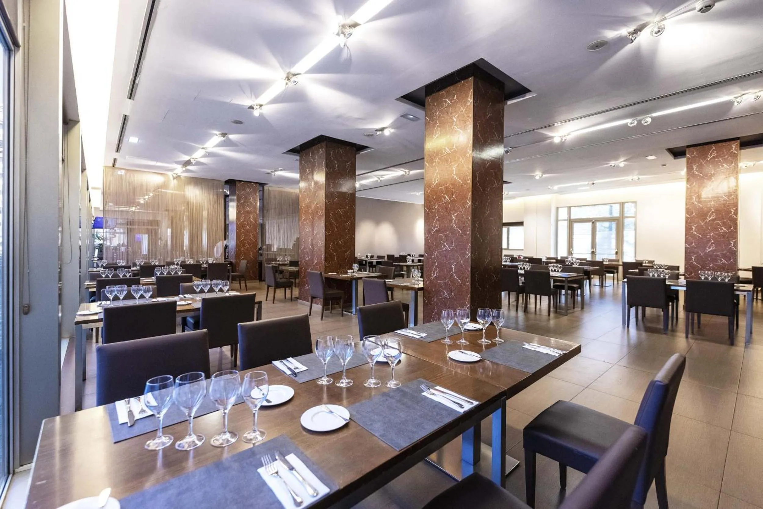 Restaurant/places to eat in Globales Castillo de Ayud