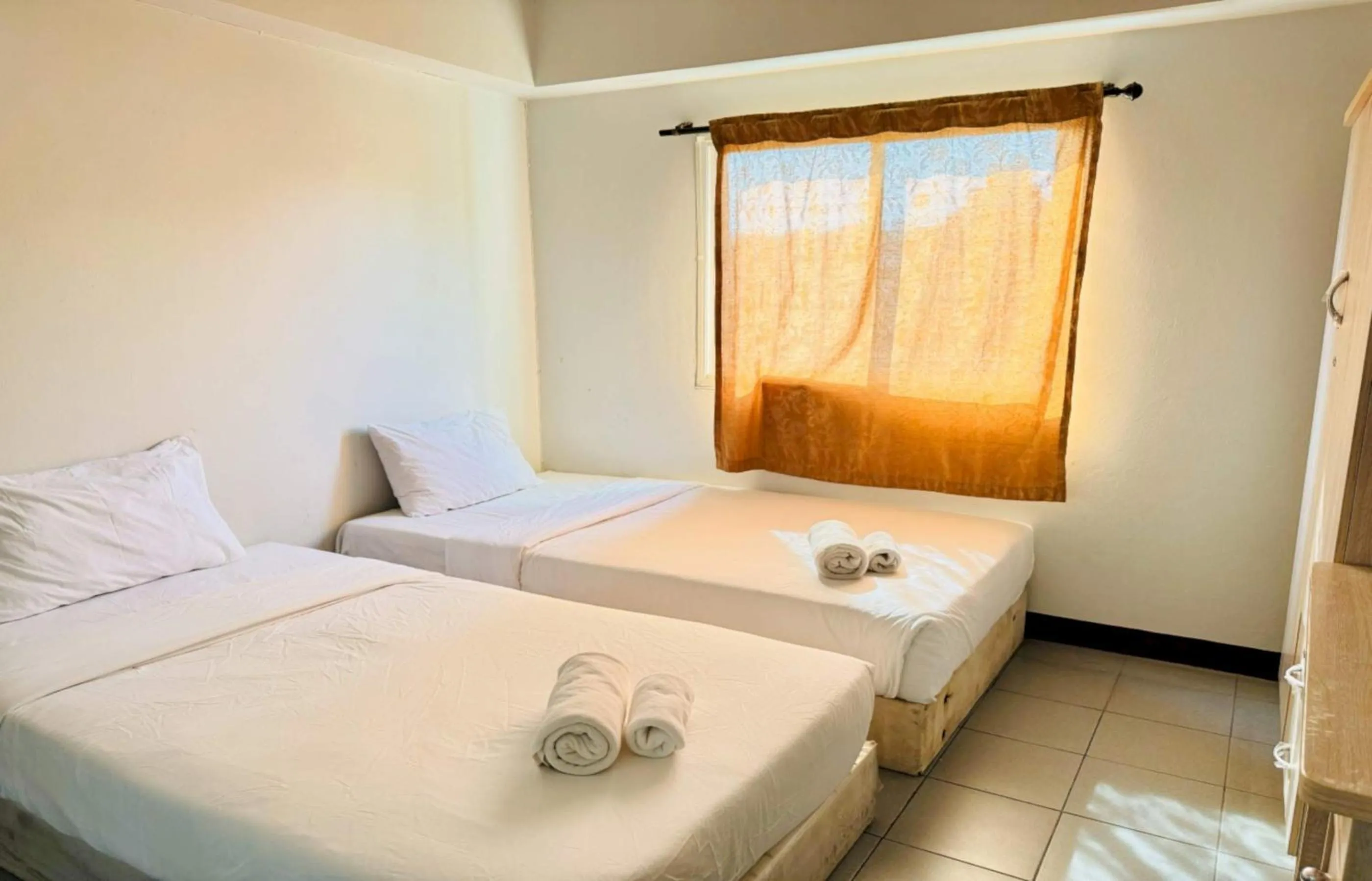 Photo of the whole room, Bed in Hotel O Bupatara Chiangmai