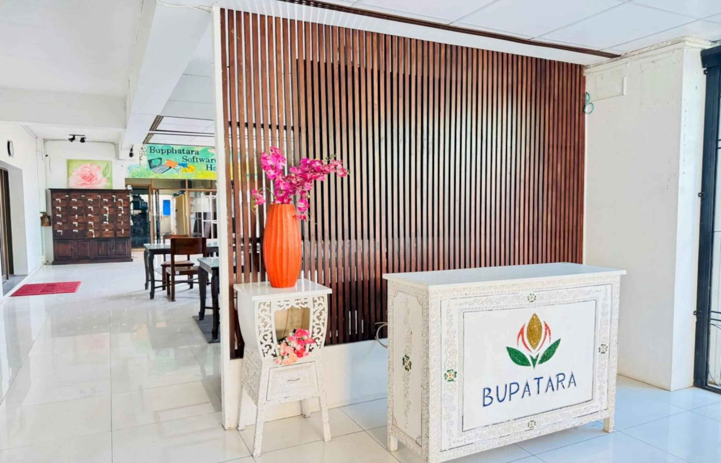 Lobby or reception in Hotel O Bupatara Chiangmai