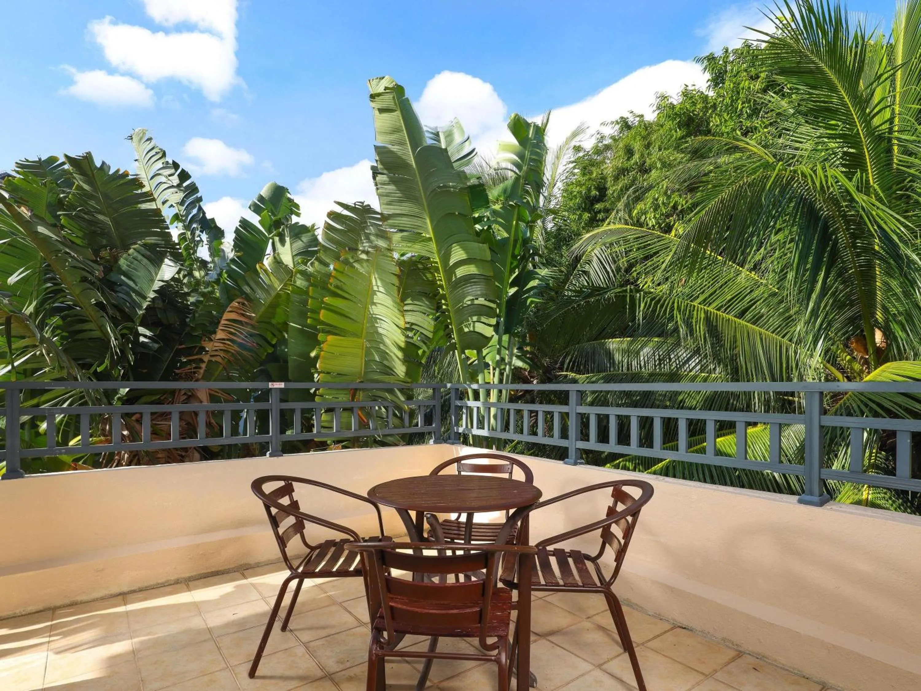 Bedroom in Grand Mercure & Spa Sanya Yalong Bay