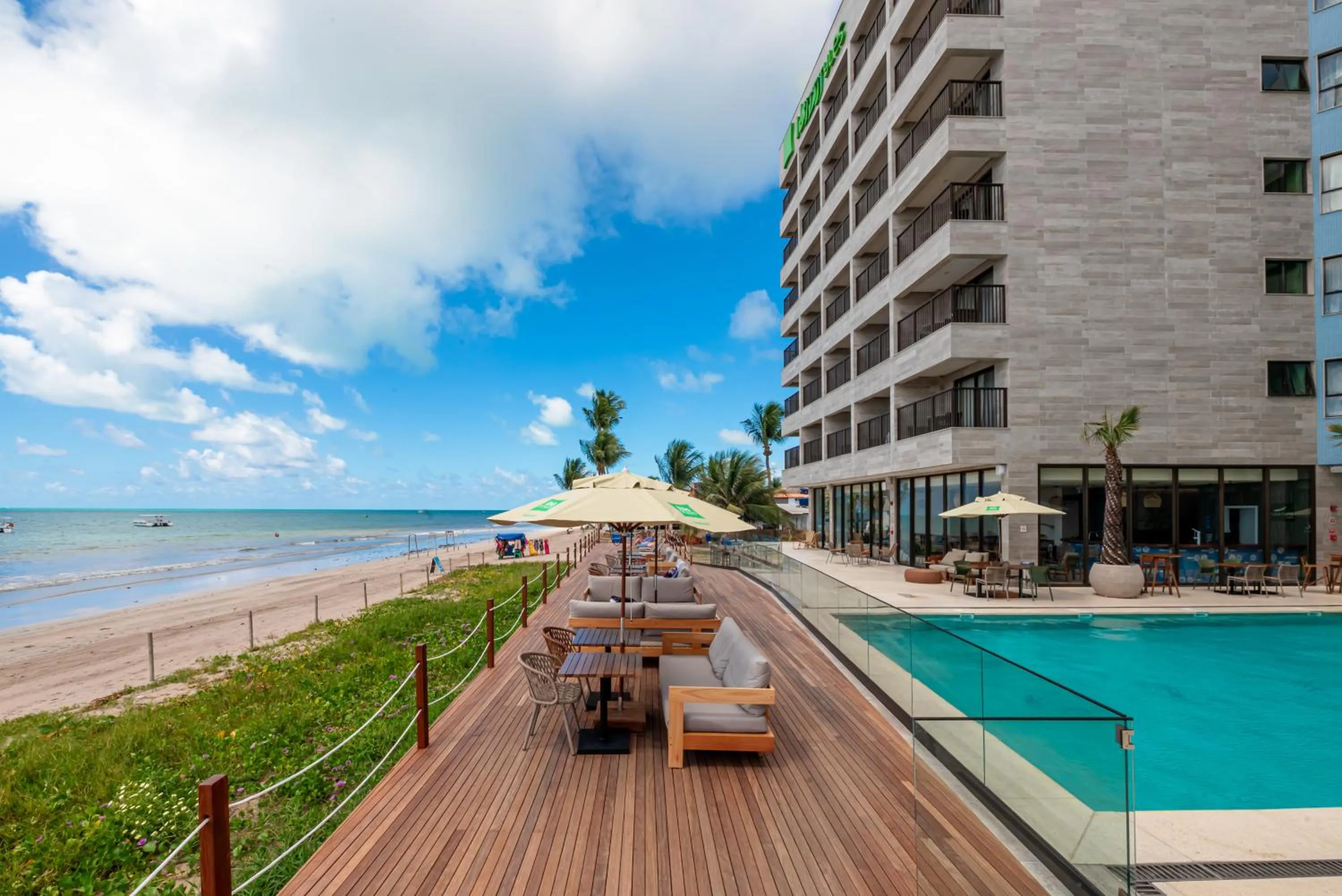 Property building in Ibis Styles Maragogi - O primeiro Ibis Styles pé na areia do Brasil