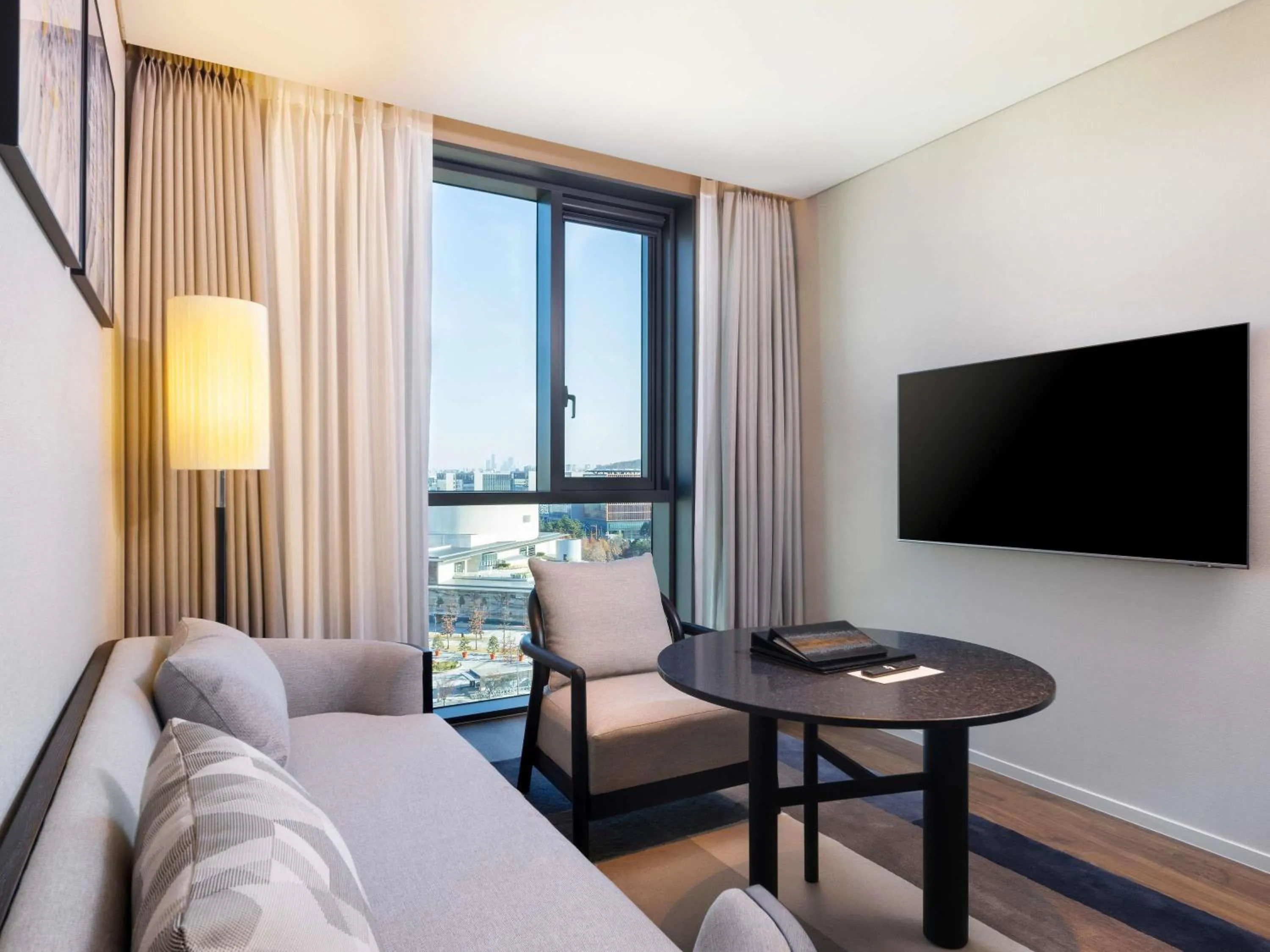 Bedroom in Mercure Ambassador Seoul Magok