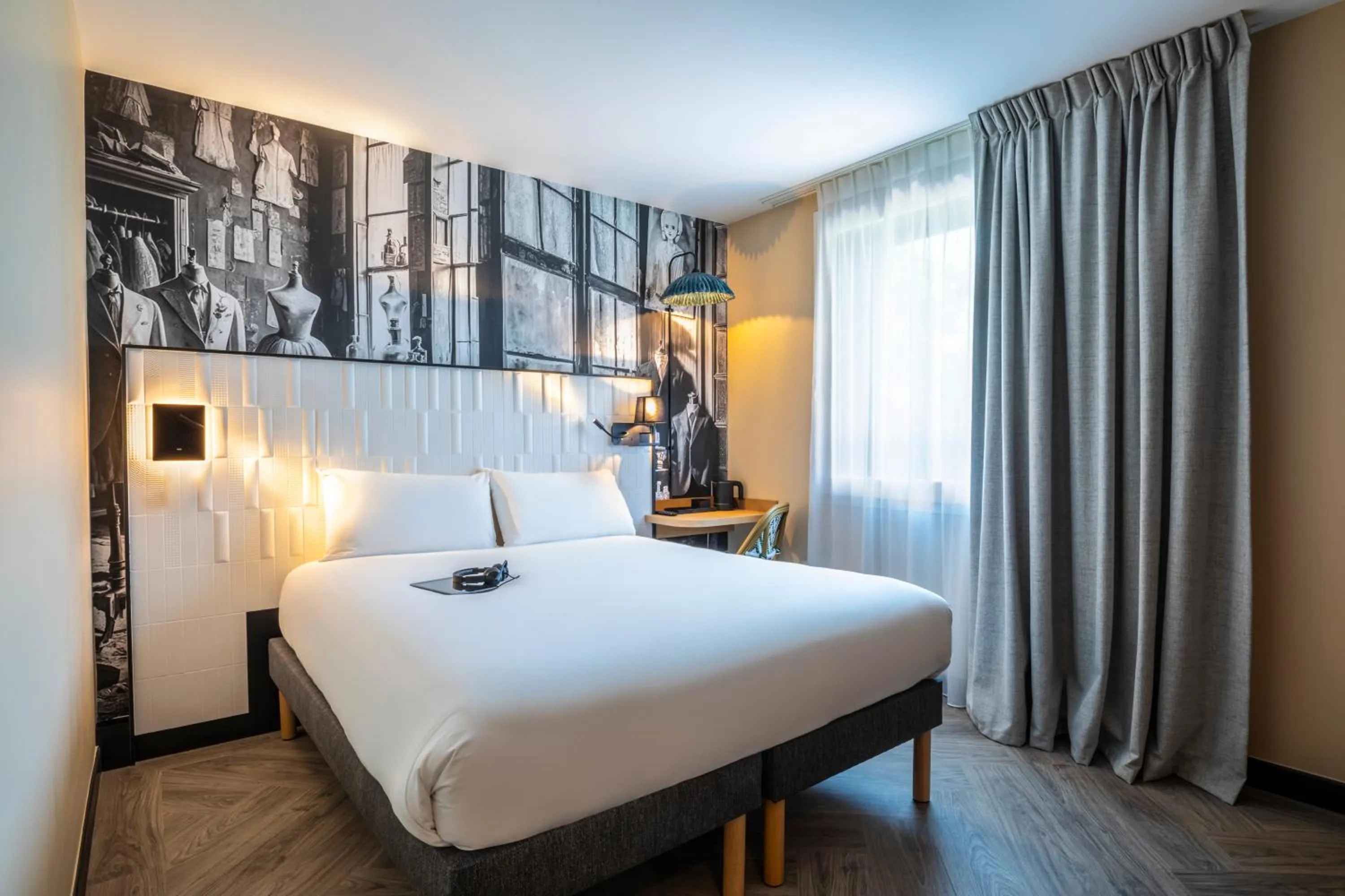 Bed in ibis Styles Paris Porte de Pantin Philharmonie