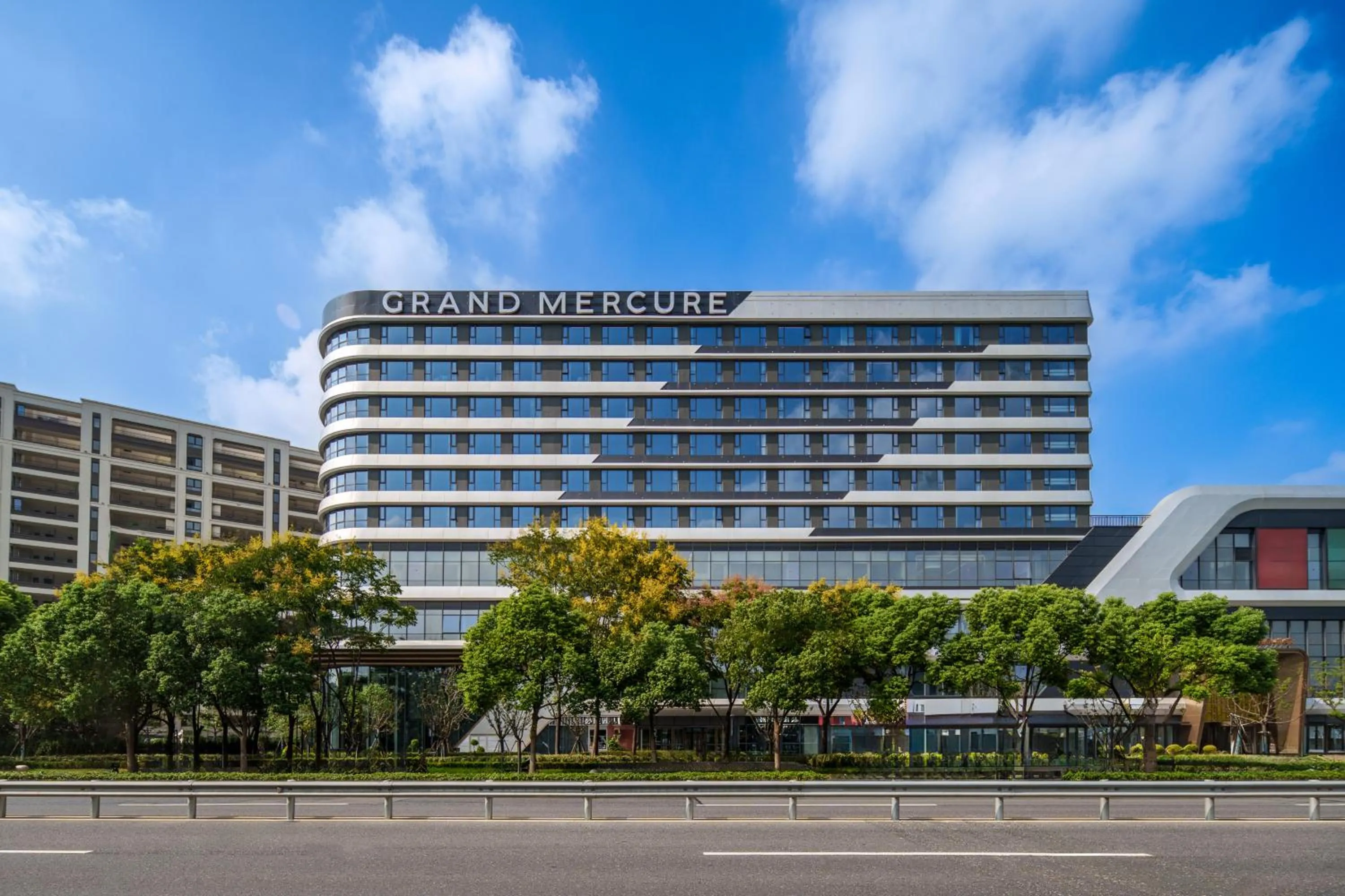 Property building in Grand Mercure Changzhou Luoxi