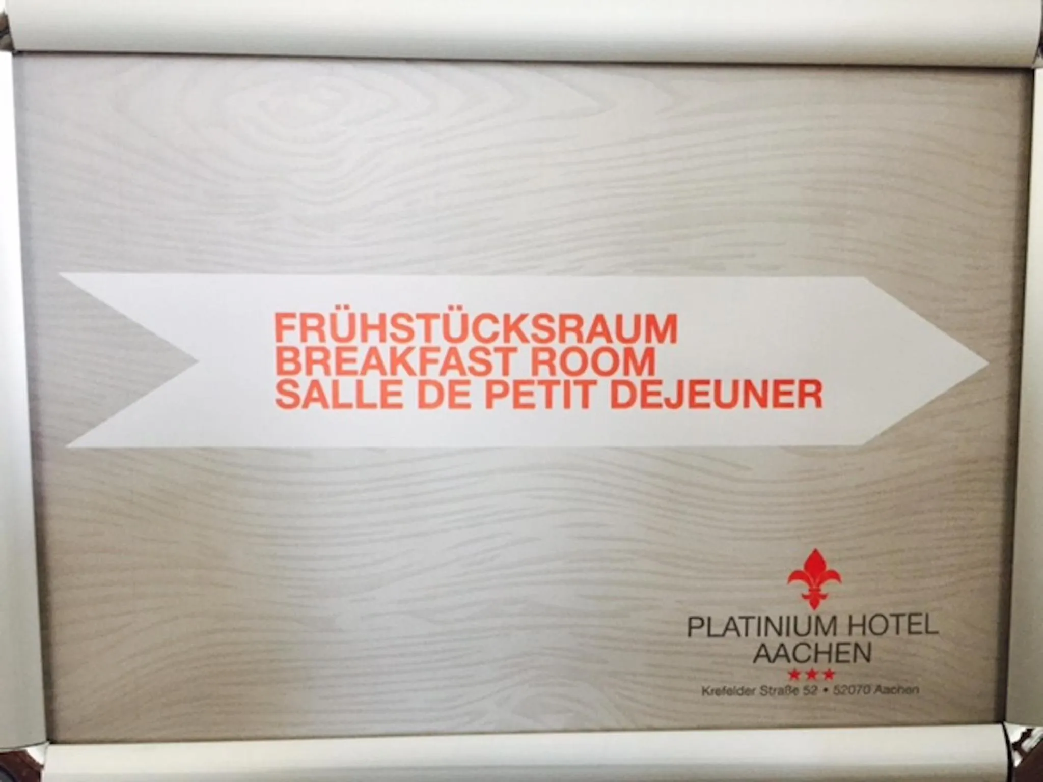 Food and drinks in Hotel Platinium