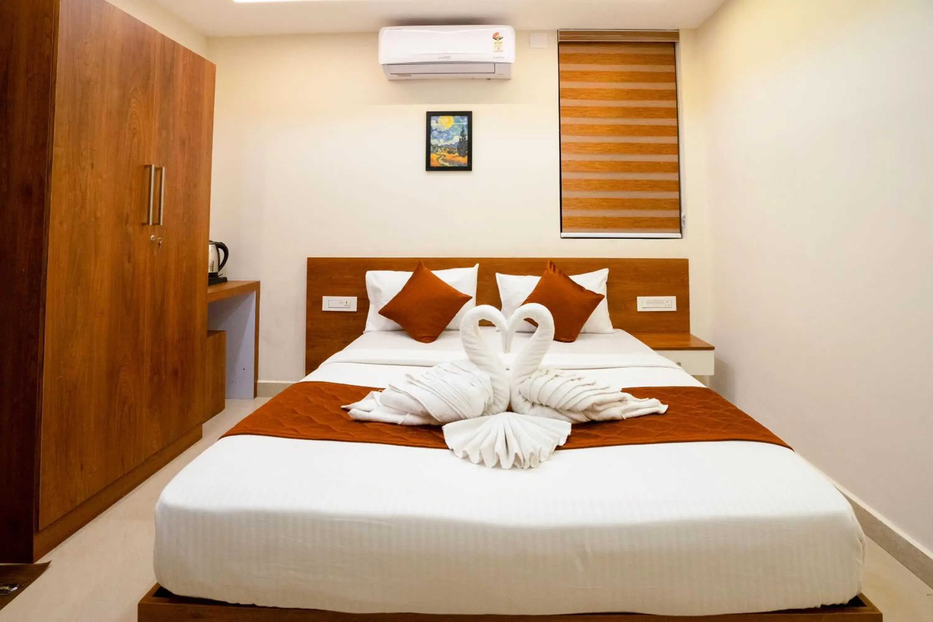 Deluxe Queen Room - single occupancy in Tagme Suite Deluxe Queen Room - single occupancy in Tagme Suite