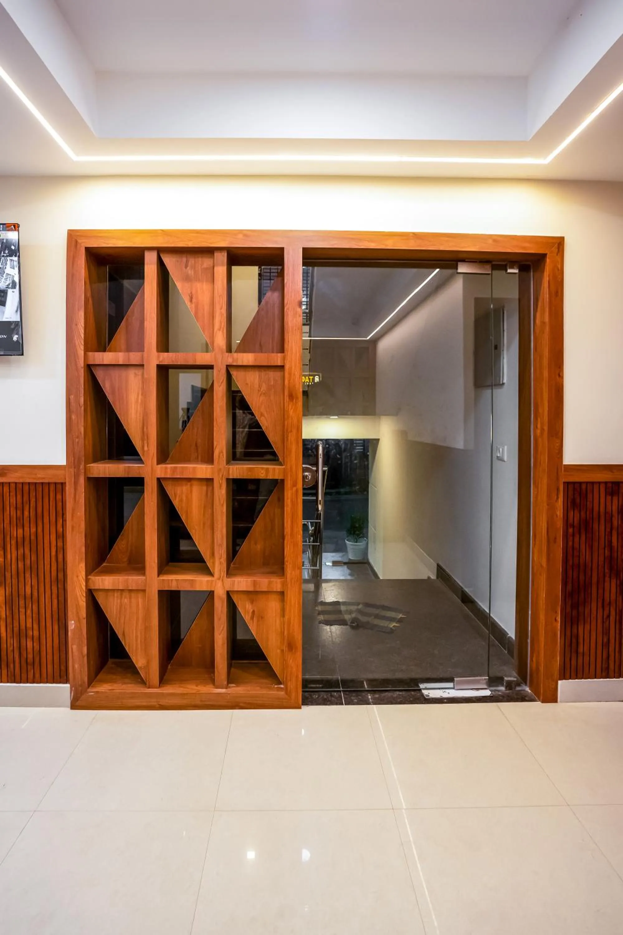 Facade/entrance in Tagme Suite