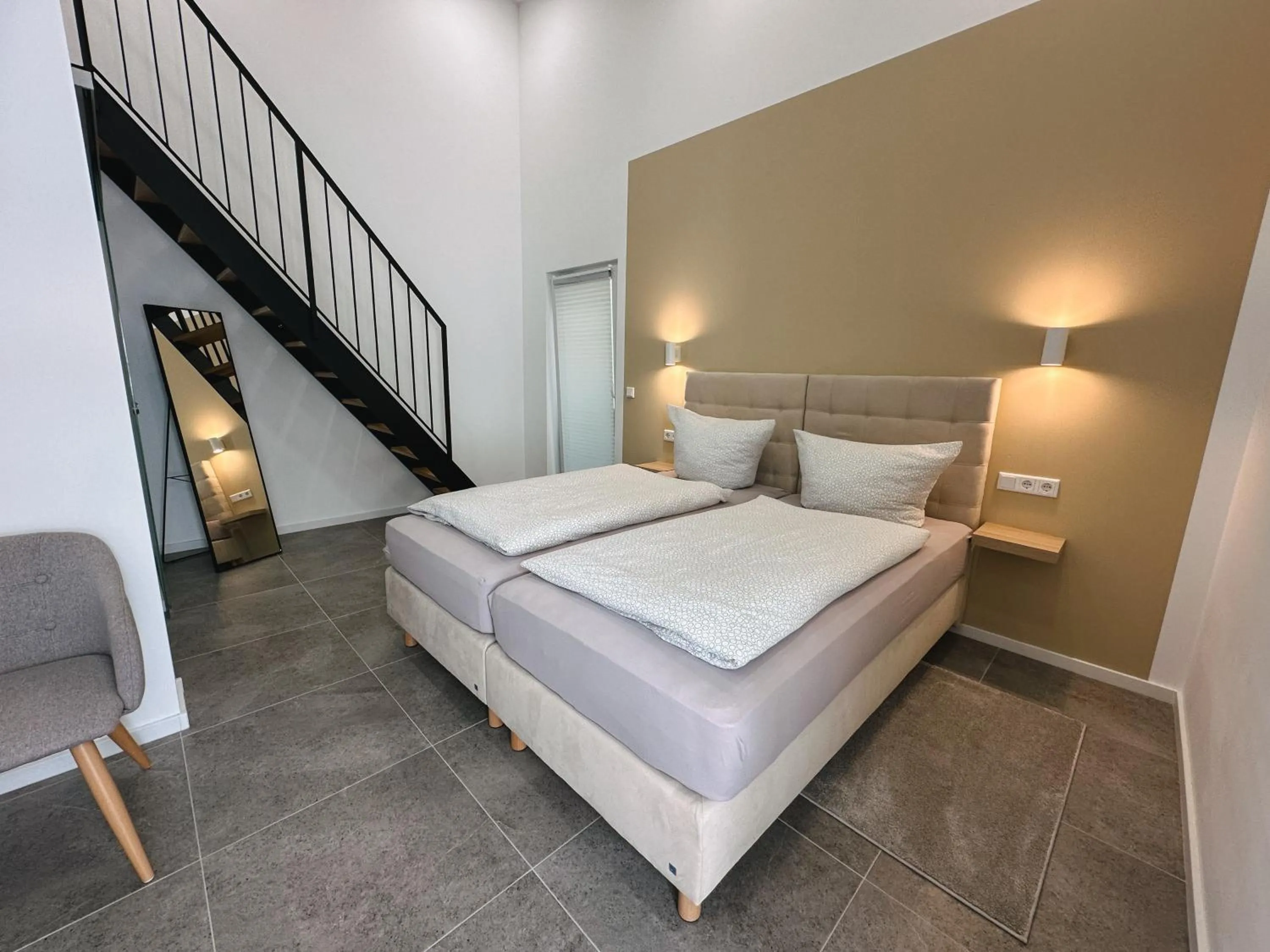 Bed in Hotel Traube Rheinhessen