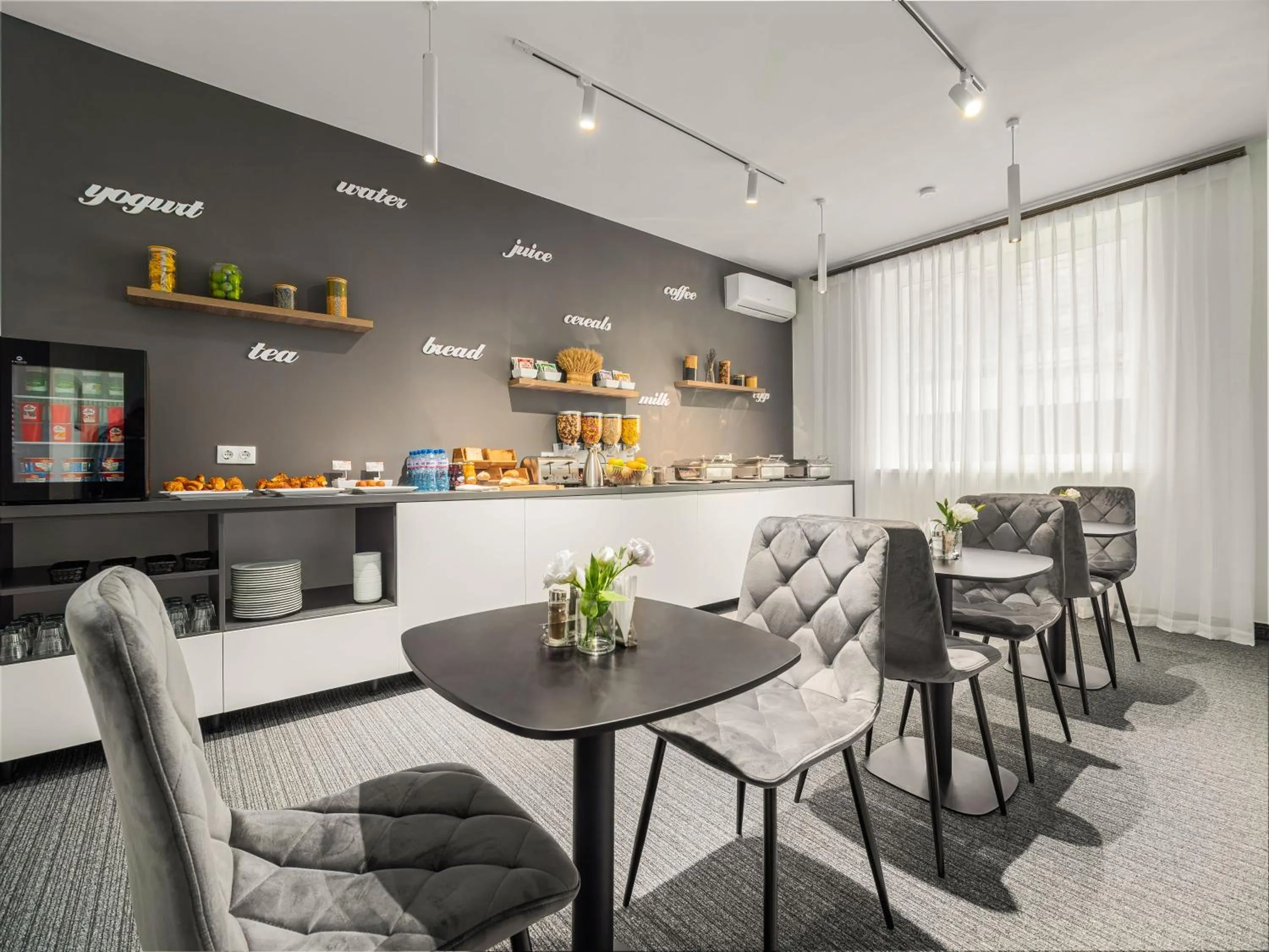 Breakfast in TA Collection Hotel