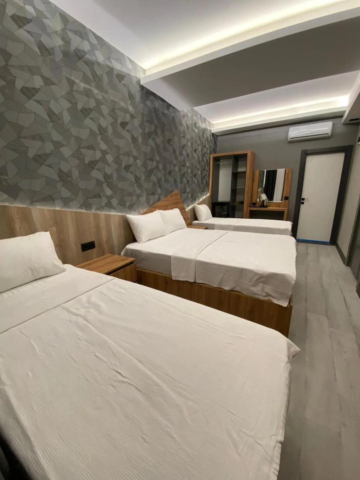 Photo of the whole room, Bed in Otel OrtaDoğu