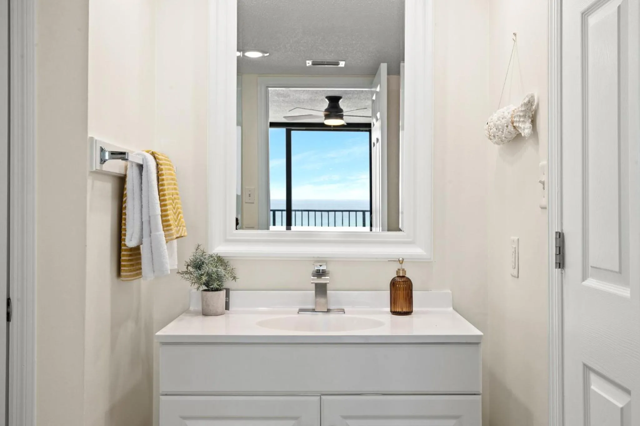 Sandpiper Beacon Beach Resort