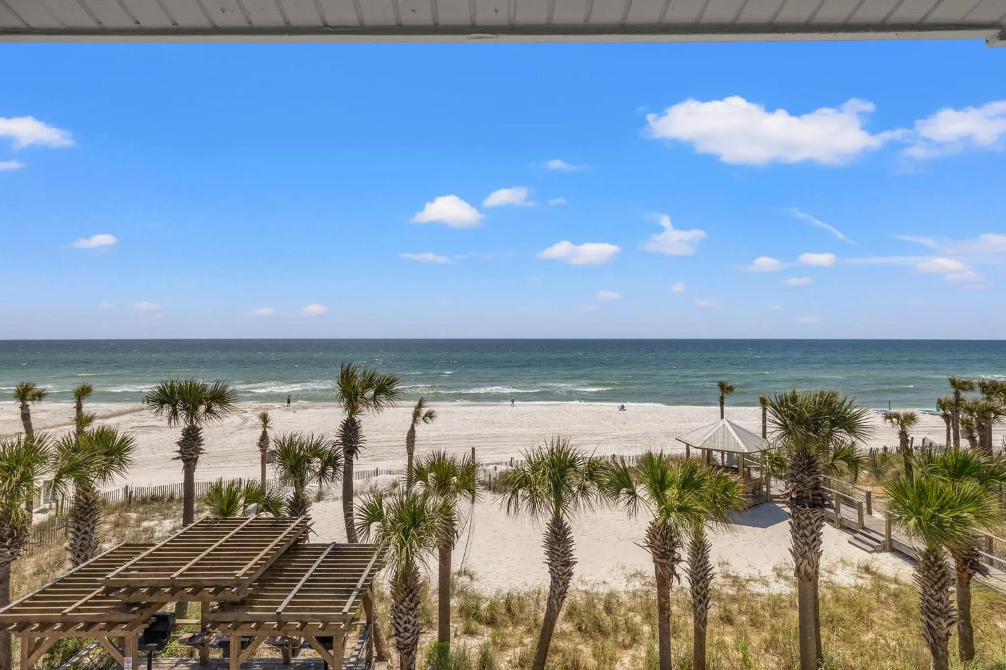 Sandpiper Beacon Beach Resort