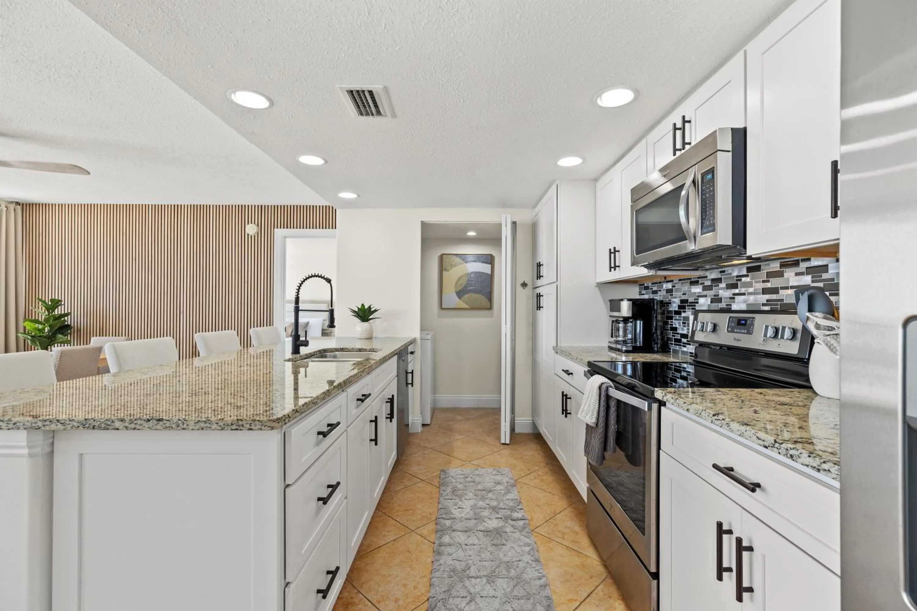 Sandpiper Beacon Beach Resort