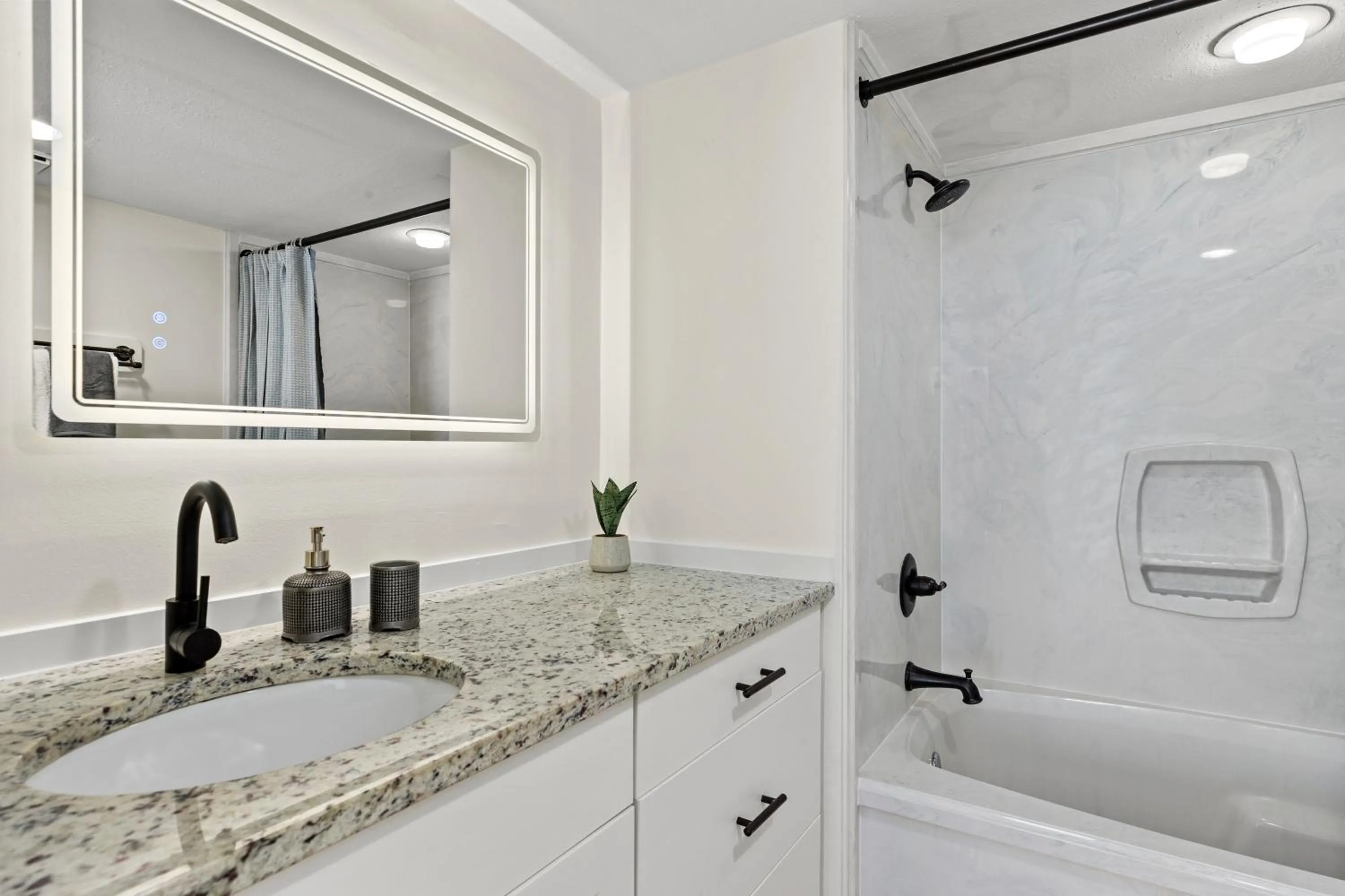 Sandpiper Beacon Beach Resort