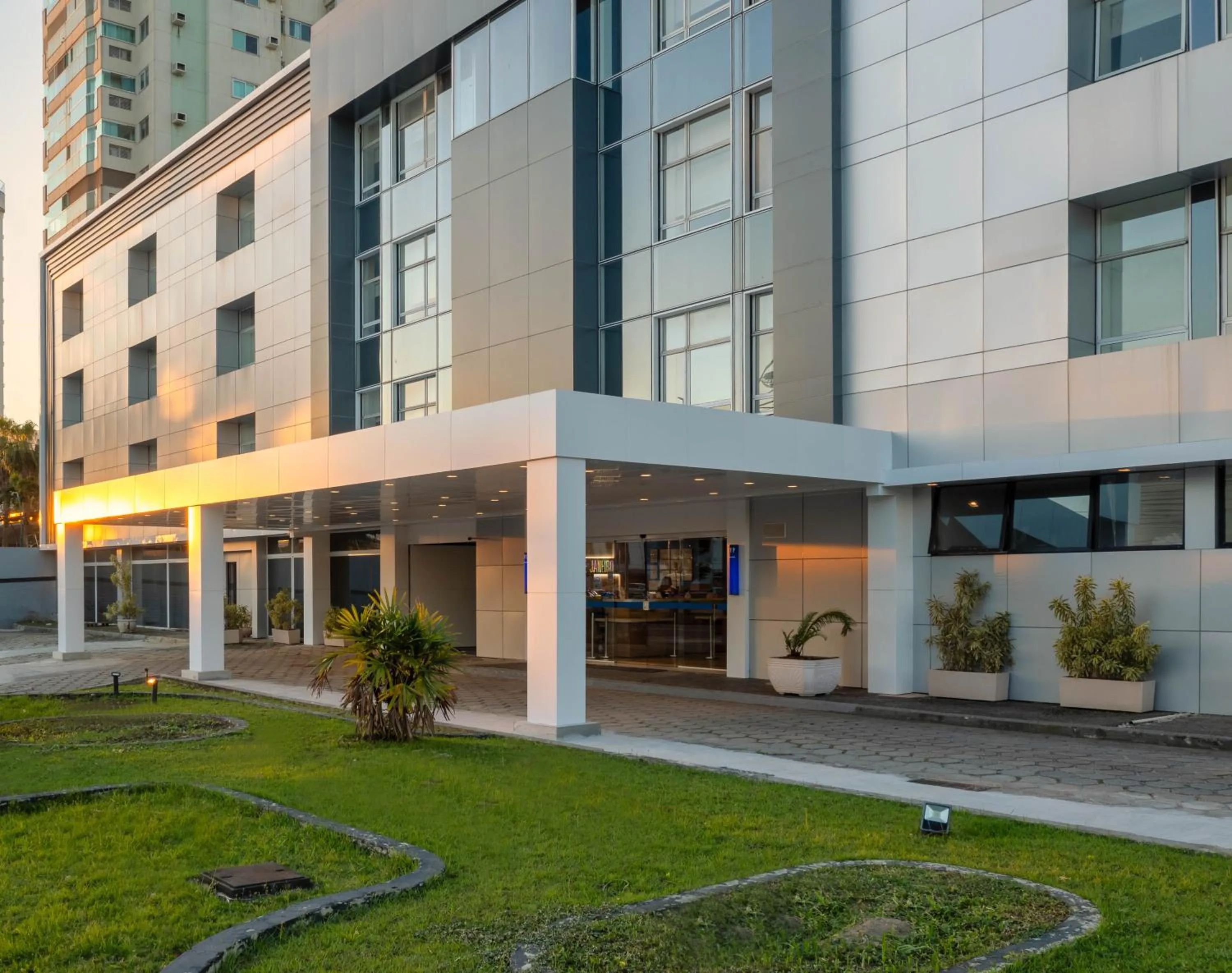 Facade/entrance in DOM Barra Hotel
