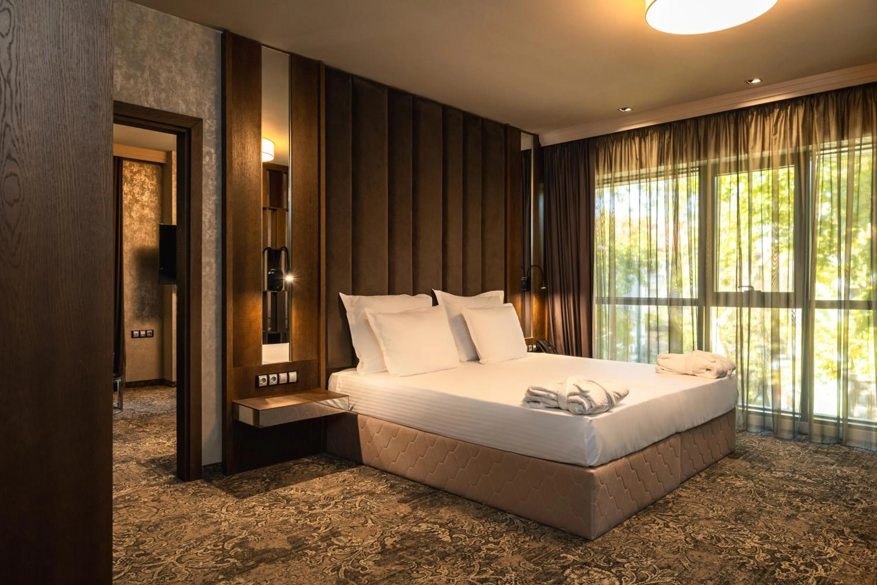 Photo of the whole room, Bed in Hotel Royal Plovdiv