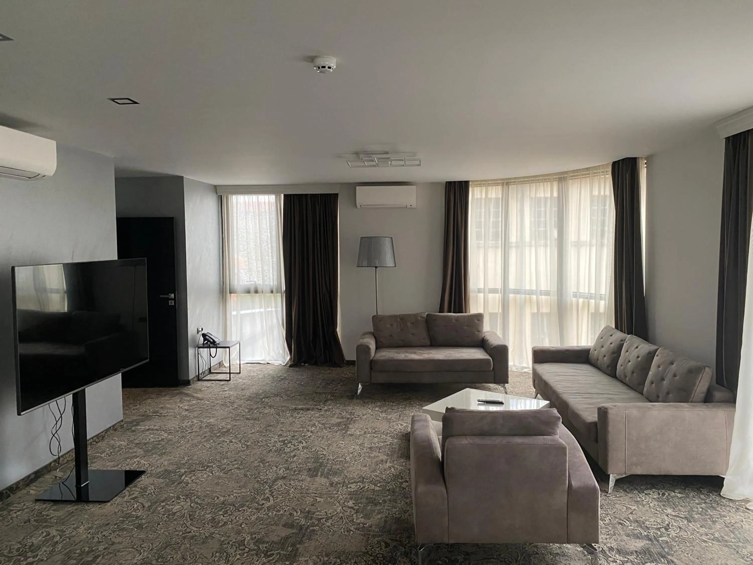 Seating area in Hotel Royal Plovdiv