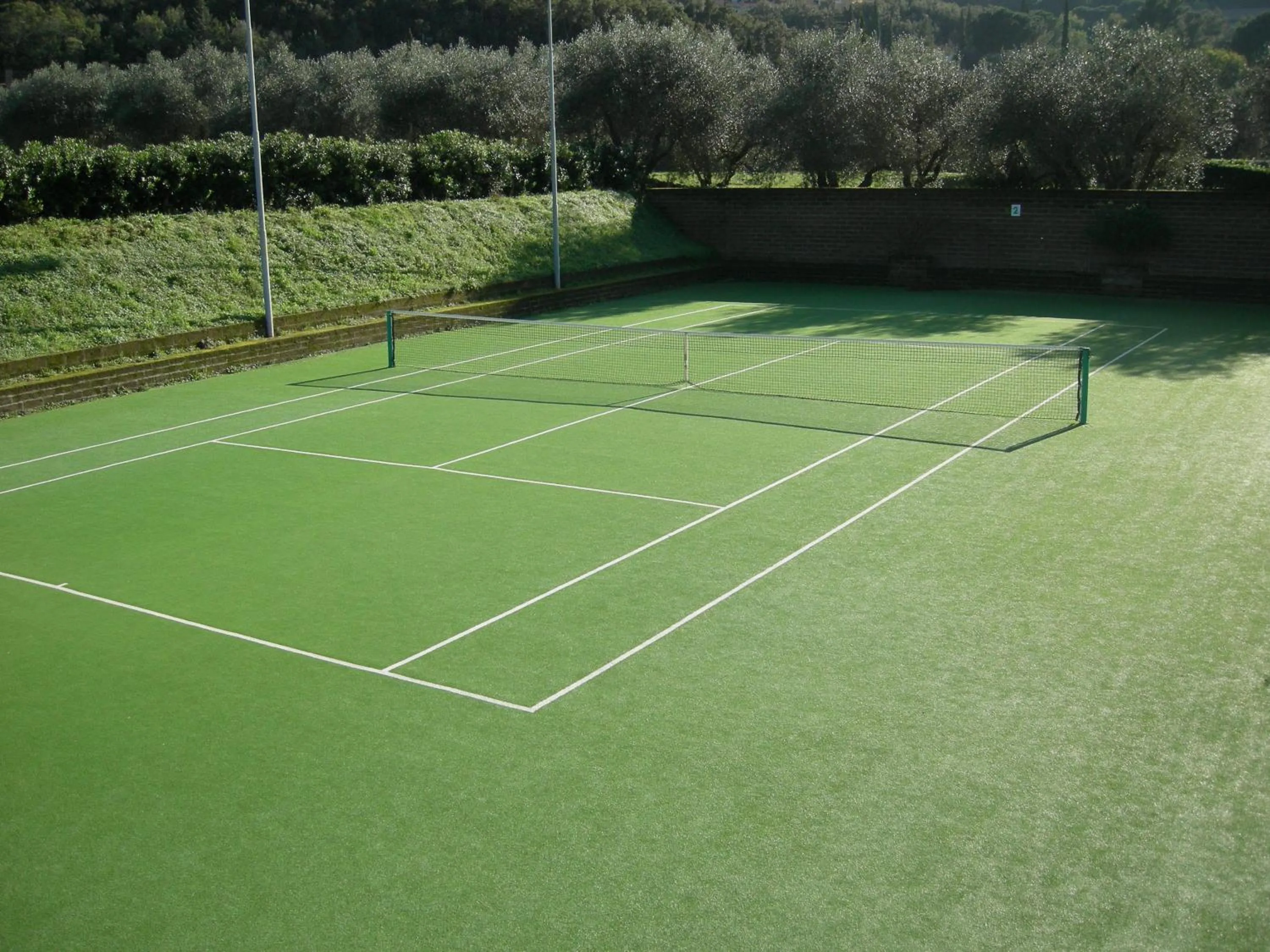 Tennis court in Hotel & Resort Sant'Anna Del Volterraio