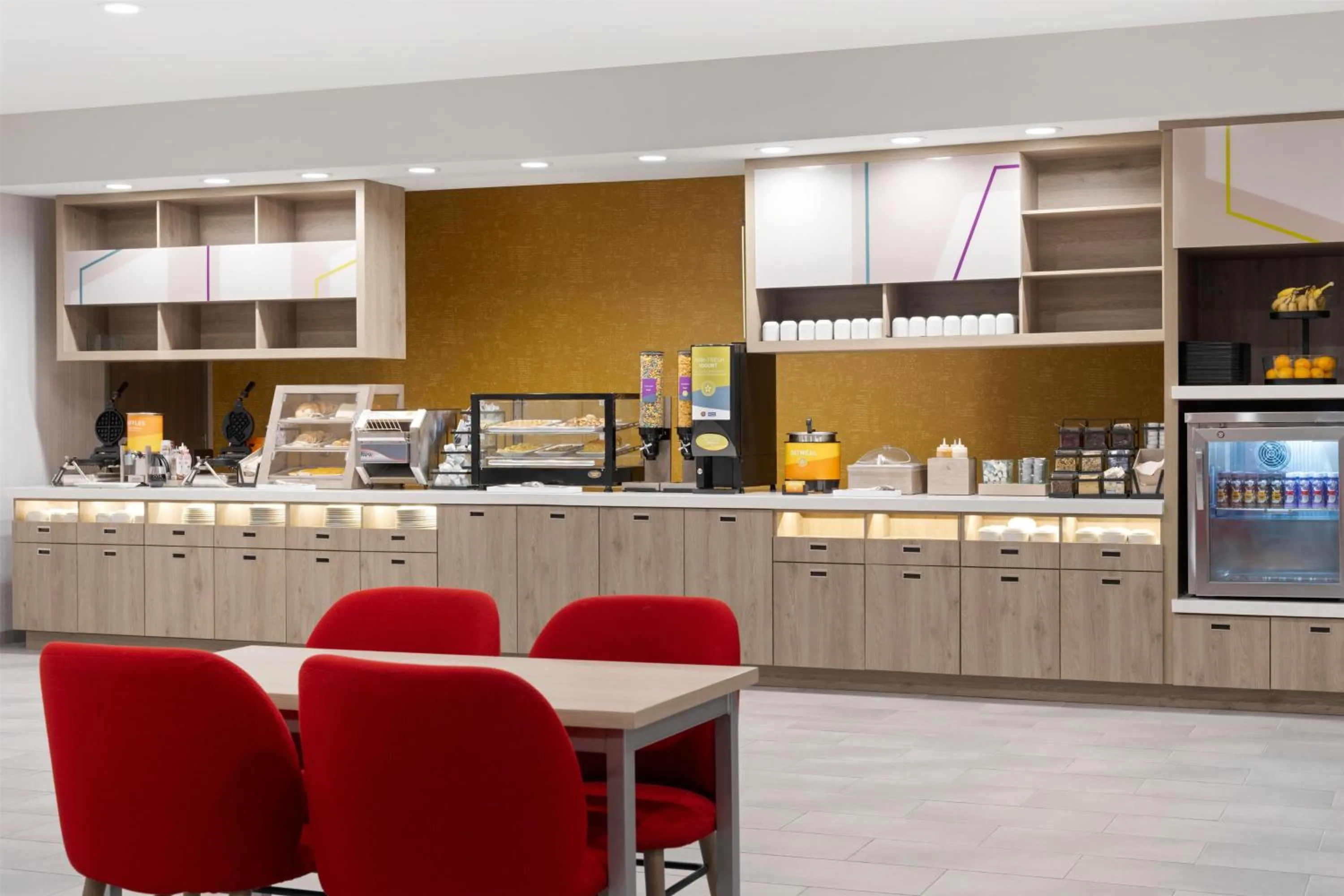 Breakfast in Home2 Suites By Hilton Austin South