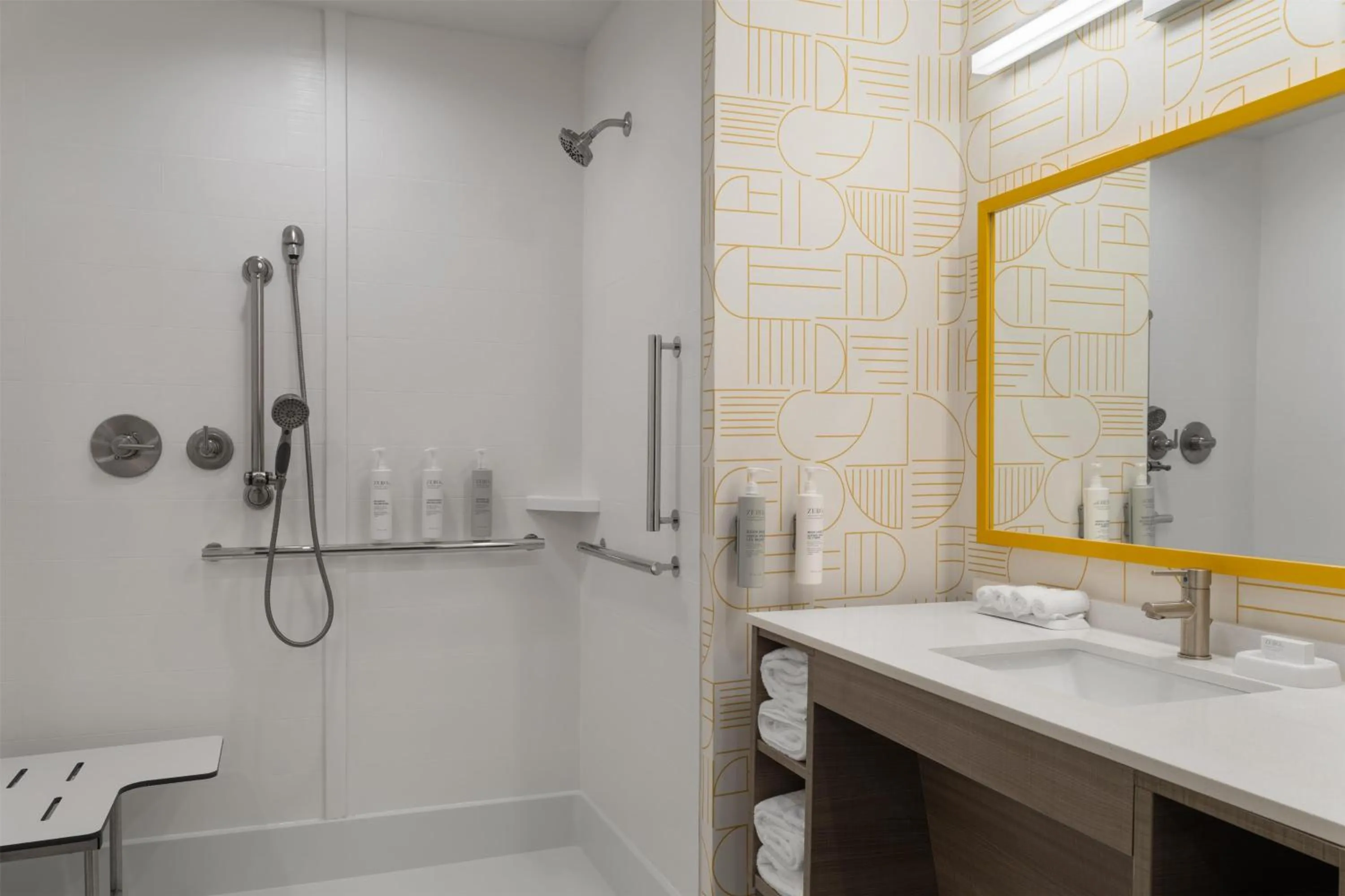 Bathroom in Home2 Suites By Hilton Austin South