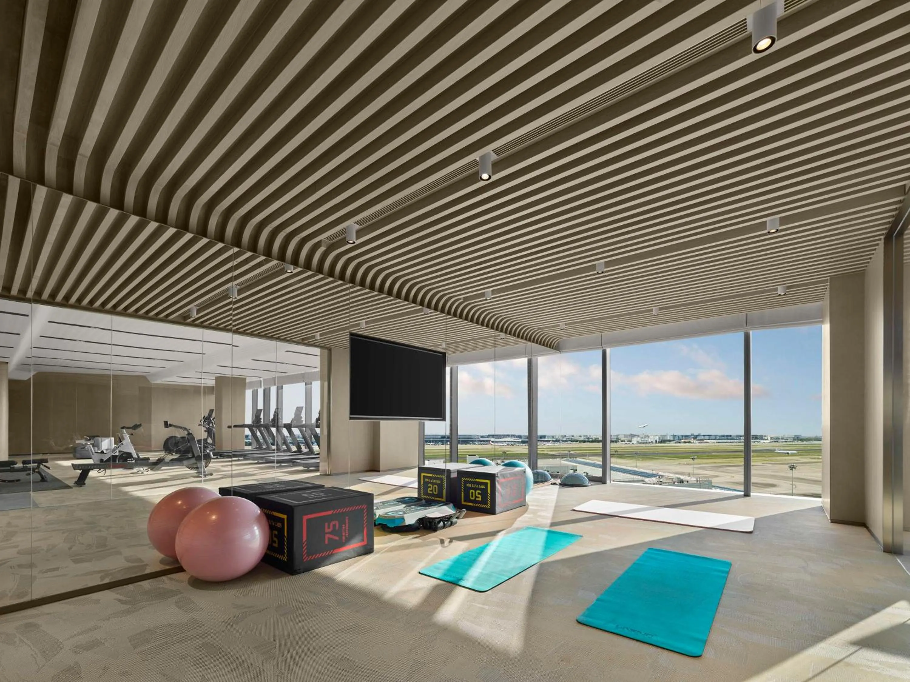 Fitness centre/facilities in Hilton Shanghai Hongqiao International Airport