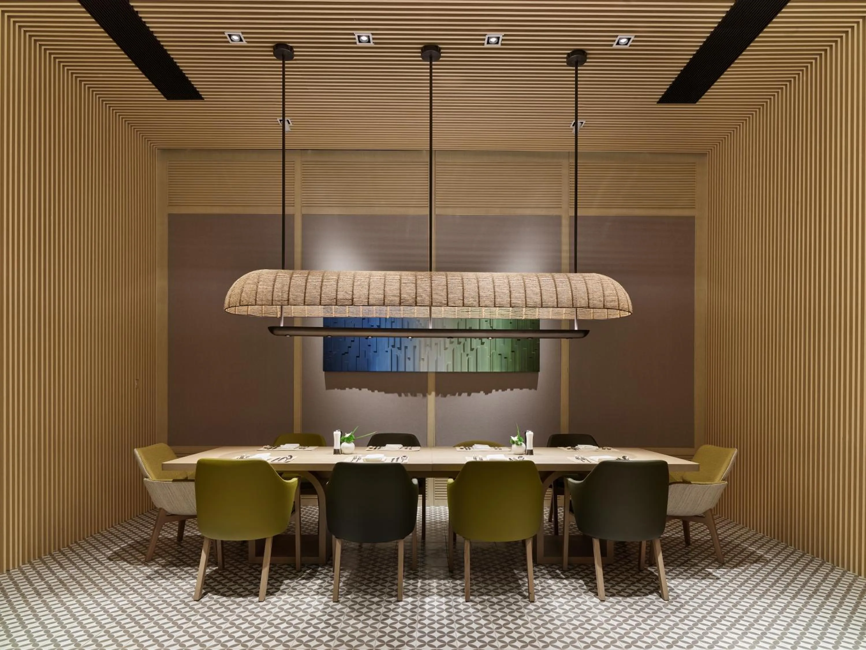 Restaurant/places to eat in Hilton Shanghai Hongqiao International Airport