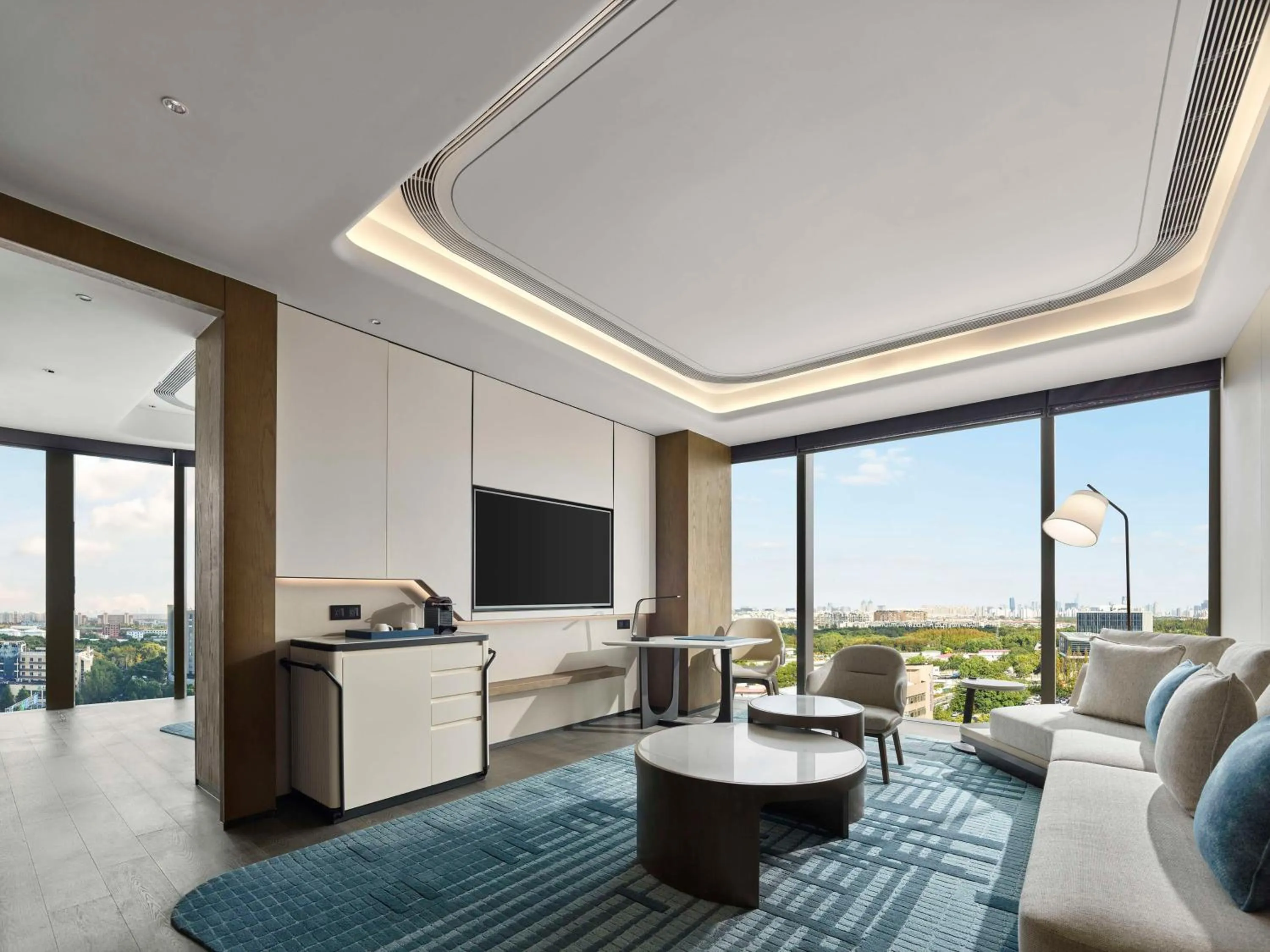 Living room in Hilton Shanghai Hongqiao International Airport