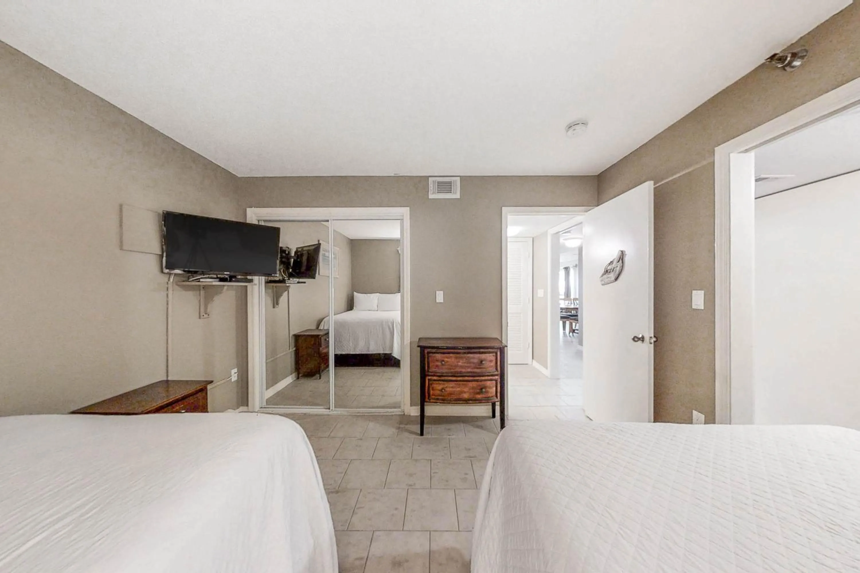 Destin Towers 1C