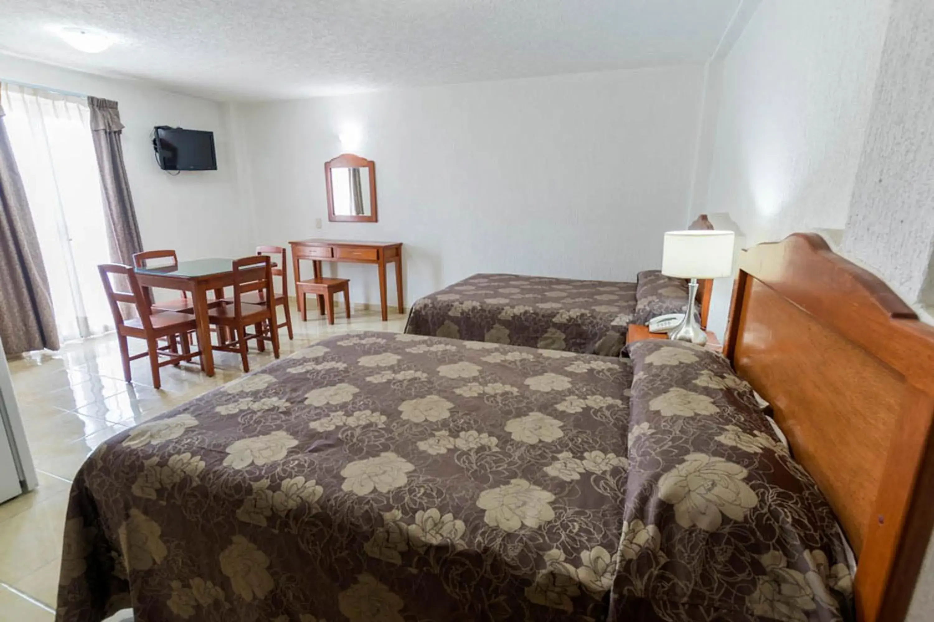 Double Room with Two Double Beds in Suites Poliforum Inn Double Room with Two Double Beds in Suites Poliforum Inn