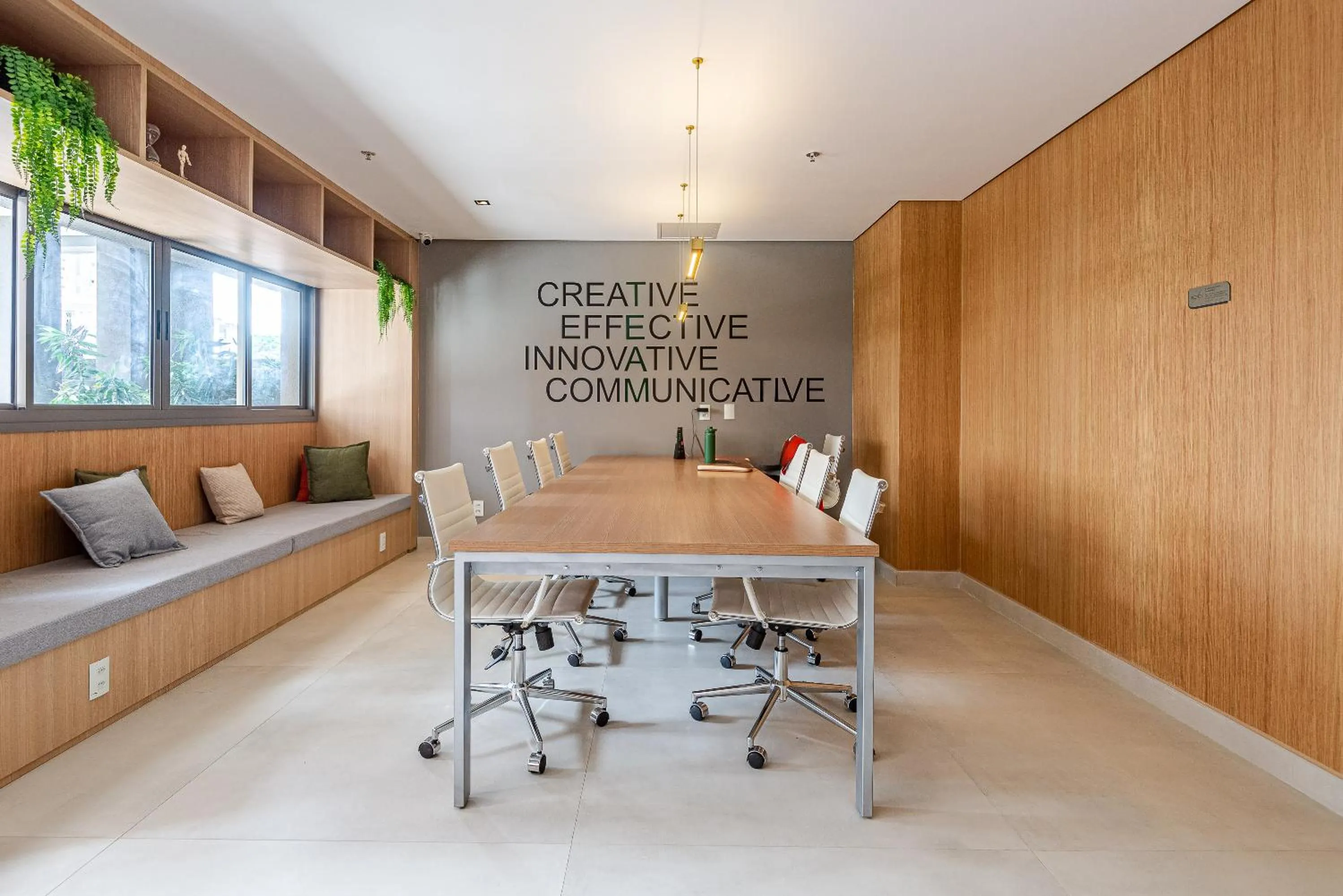 Meeting/conference room in Roomo Transamerica SP Alto do Ipiranga