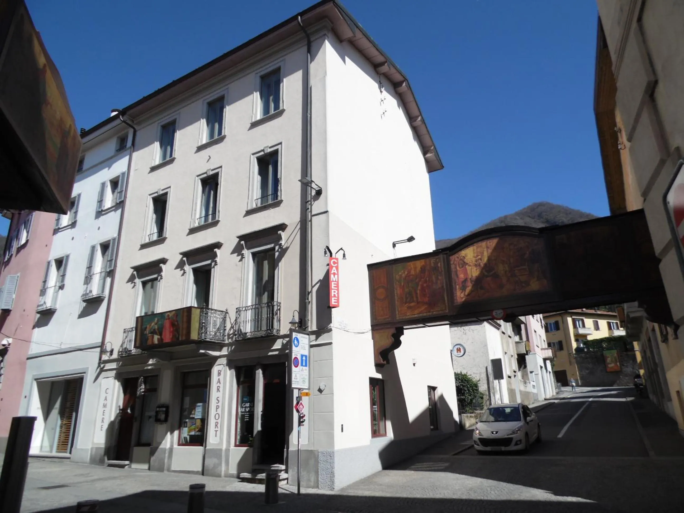 Facade/entrance in Garni Bar Sport