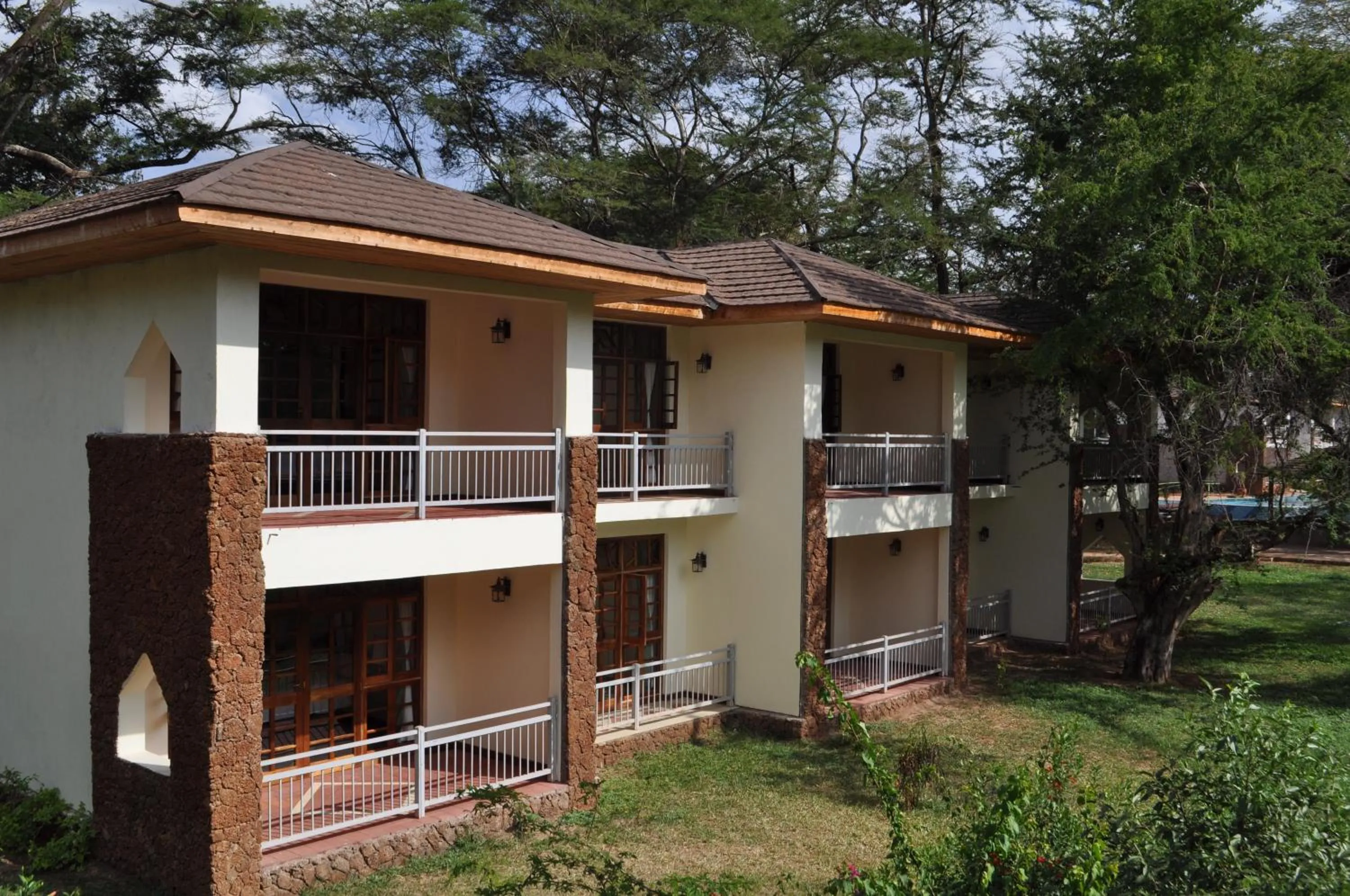 Facade/entrance in Hunters Lodge