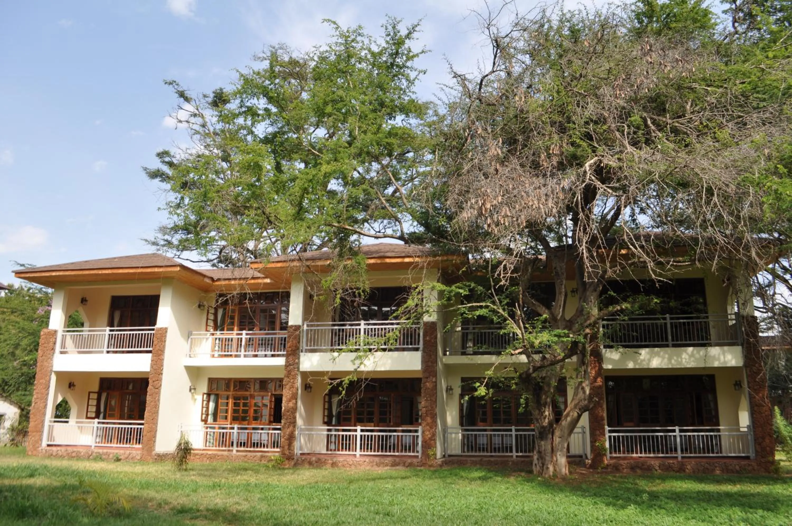 Facade/entrance in Hunters Lodge