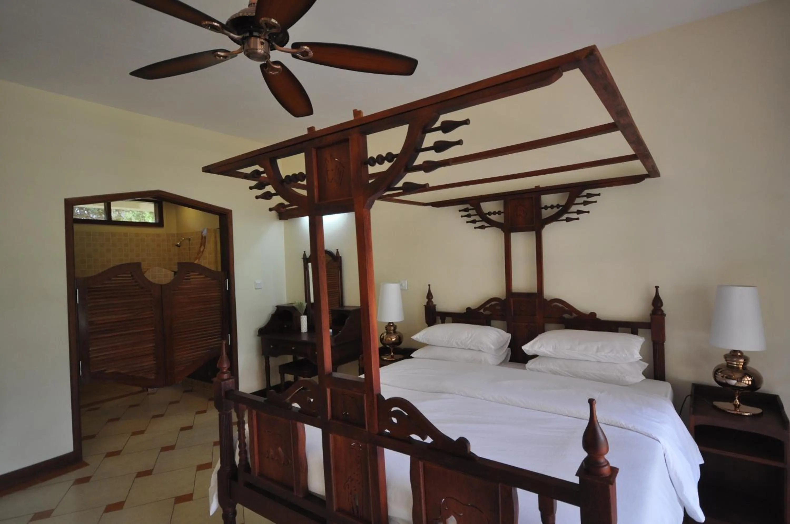 Bedroom, Bed in Hunters Lodge