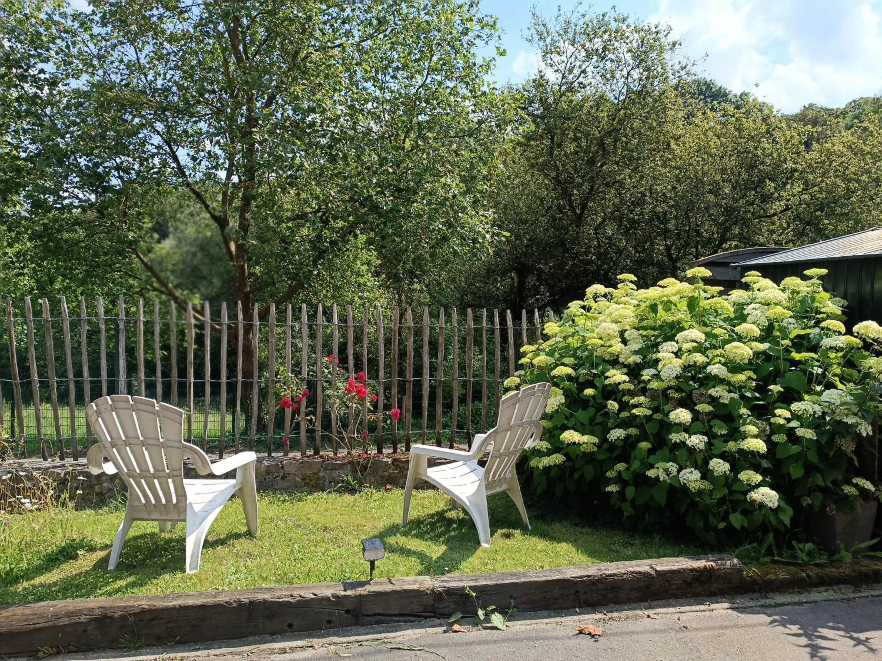 Garden in B&B Ferme du Petit Breuil