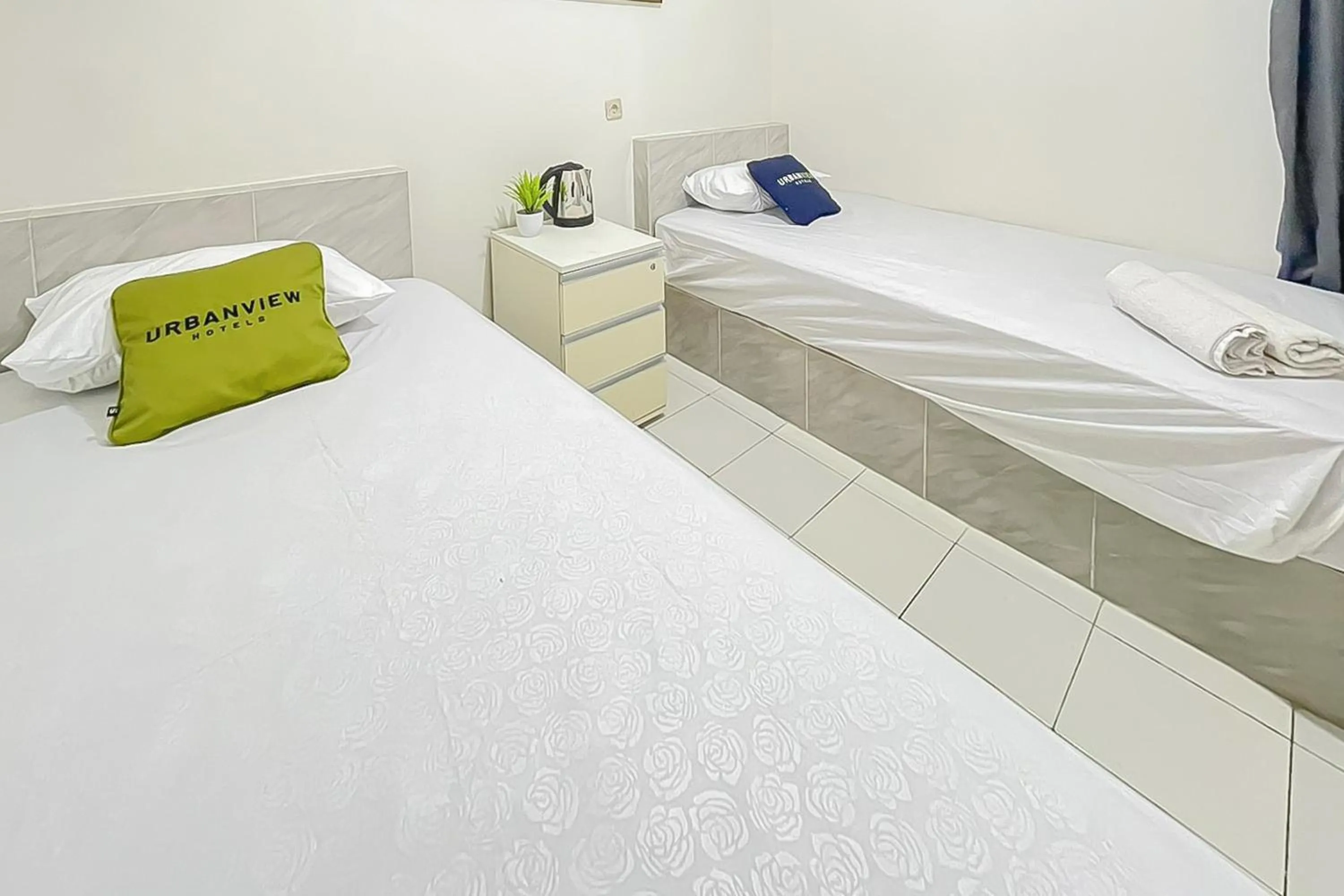 Bedroom, Bed in Urbanview Grey CSB Mall Cirebon